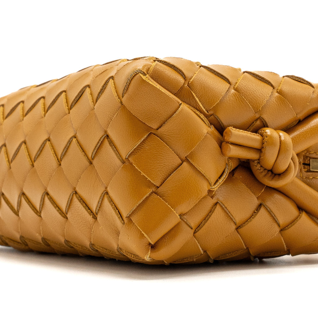 bottega-veneta-mini-loop-camera-bag-lambskin-caramel-ghw