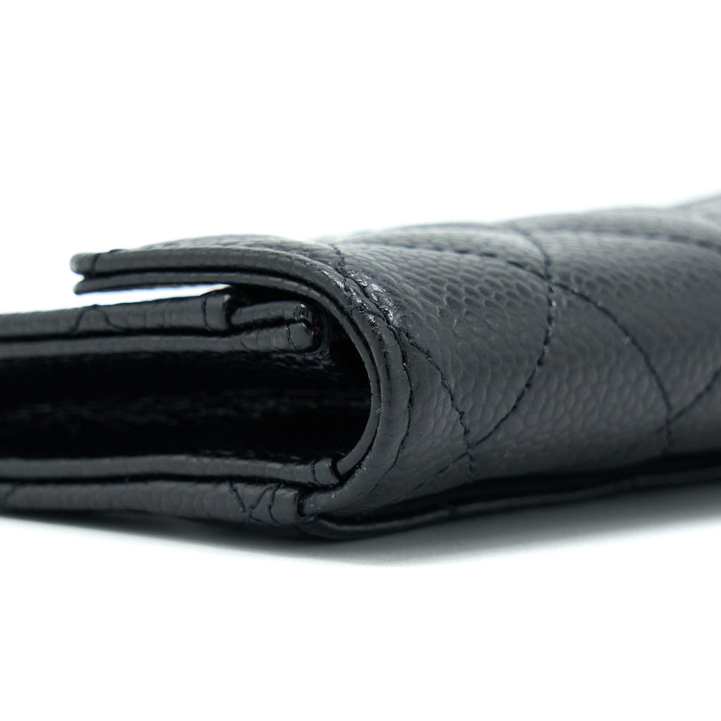 chanel-classic-flap-card-holder-caviar-black-shw-2