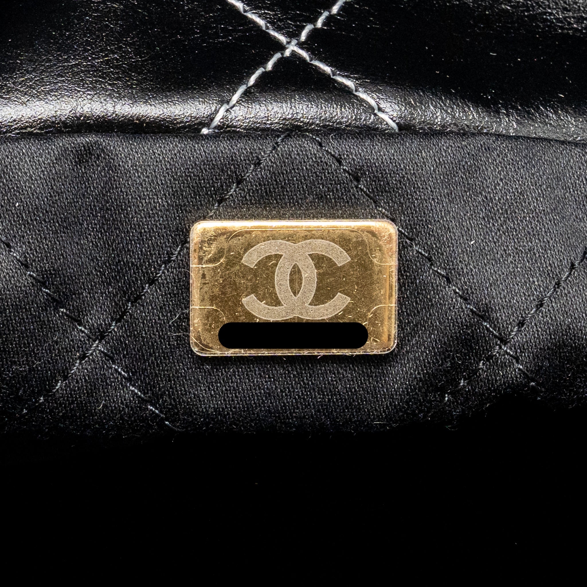 chanel-medium-22-bag-white-stitching-calfskin-black-ghw-microchip
