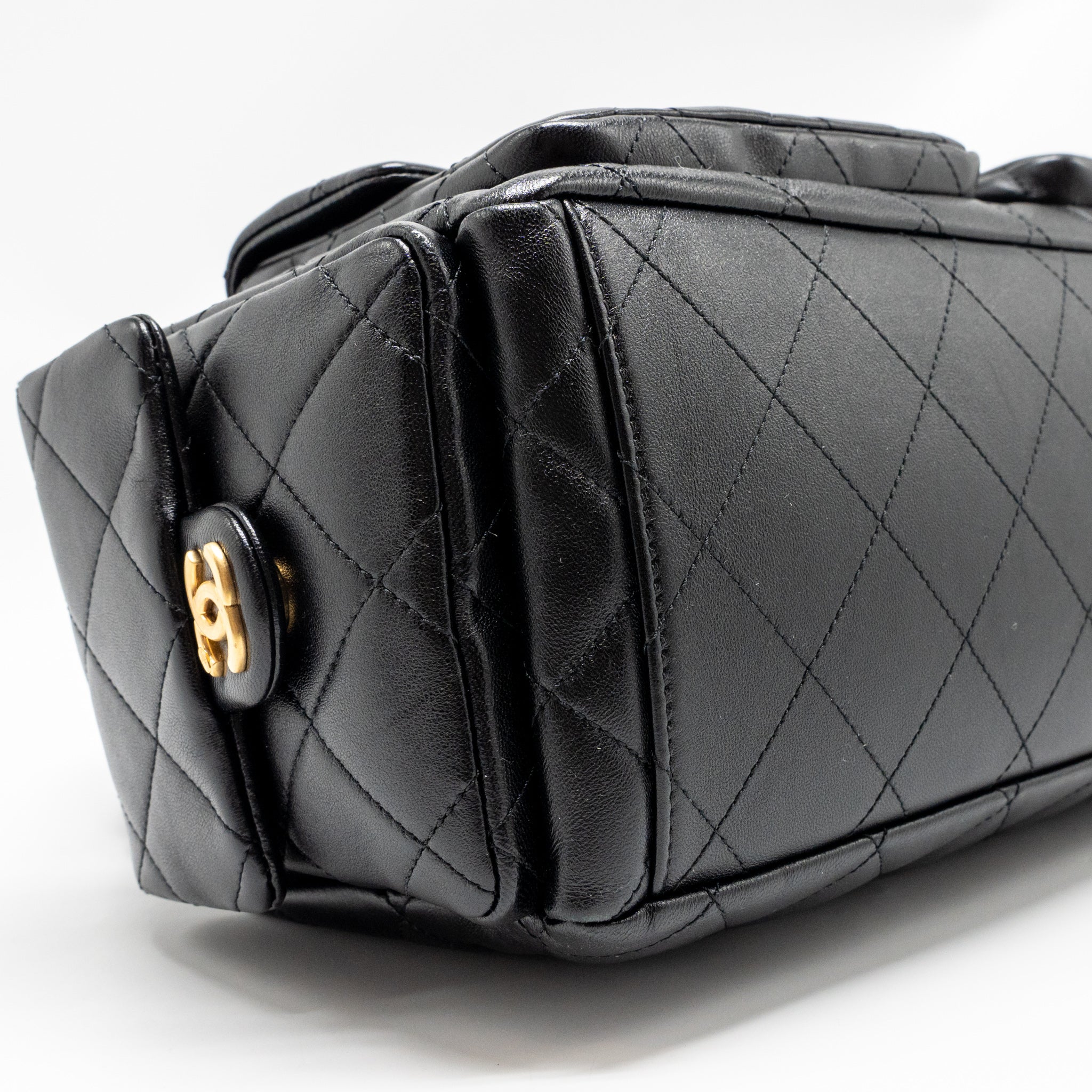 chanel-25c-maxi-hobo-bag-lambskin-black-ghw-microchip