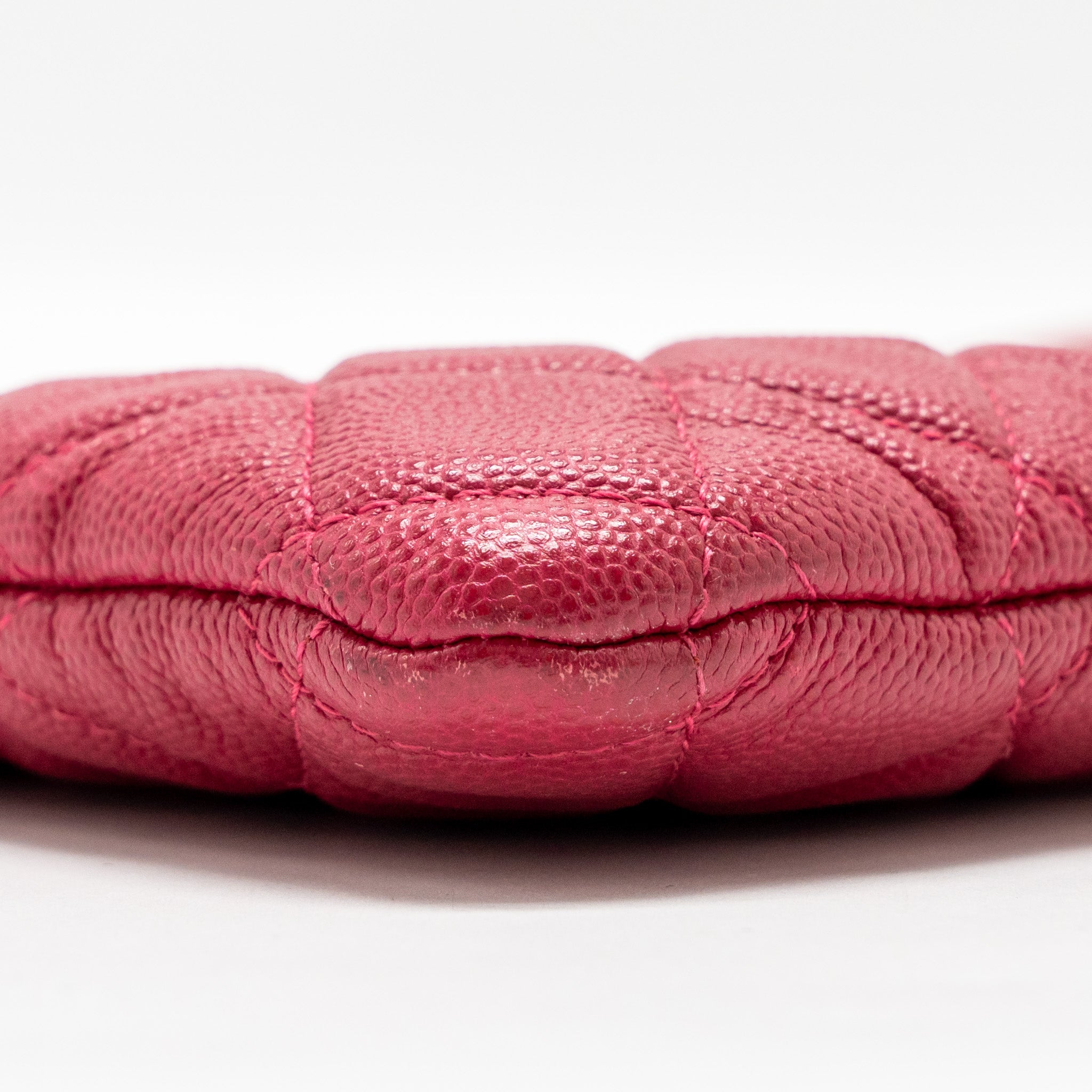 chanel-o-case-pouch-pink
