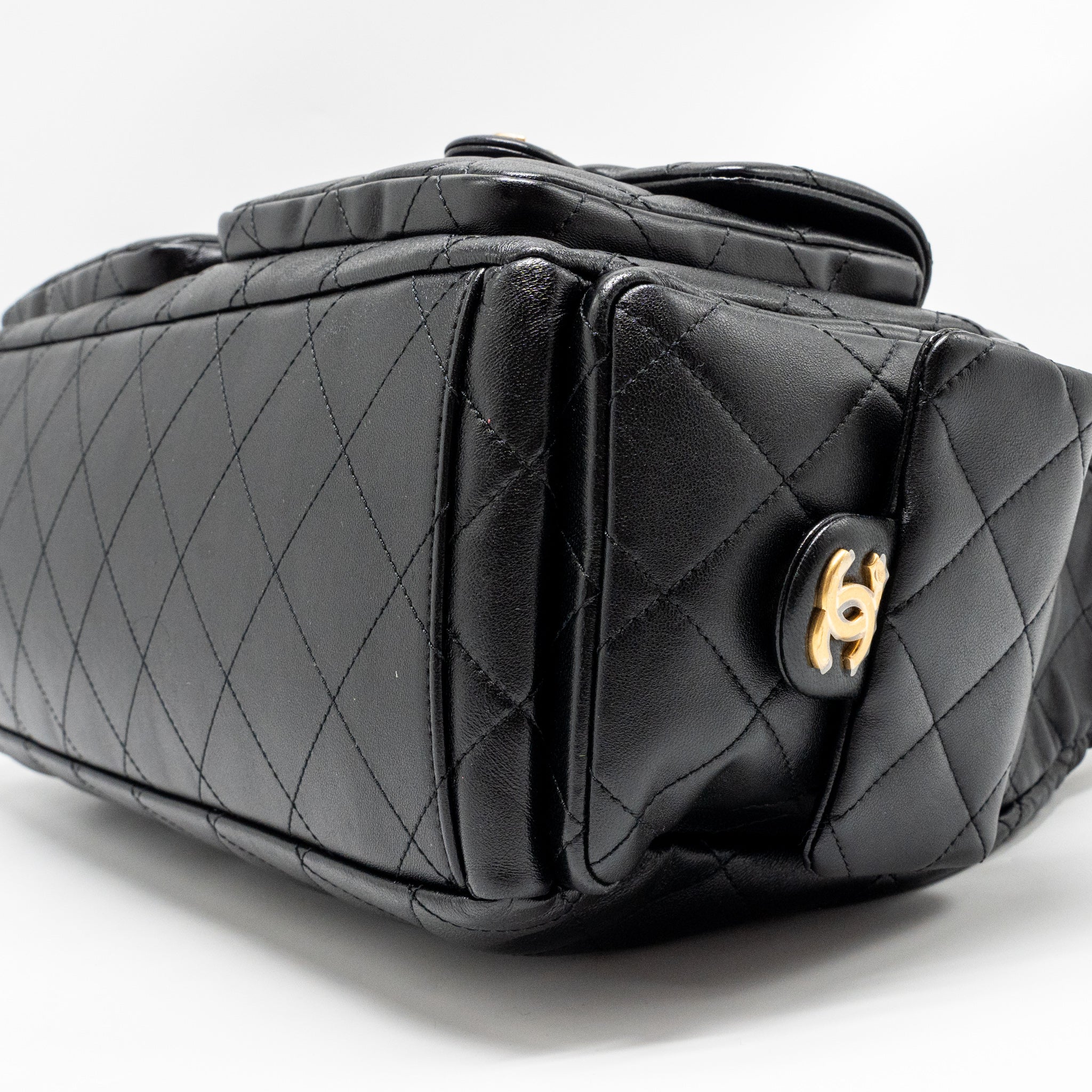 chanel-25c-maxi-hobo-bag-lambskin-black-ghw-microchip