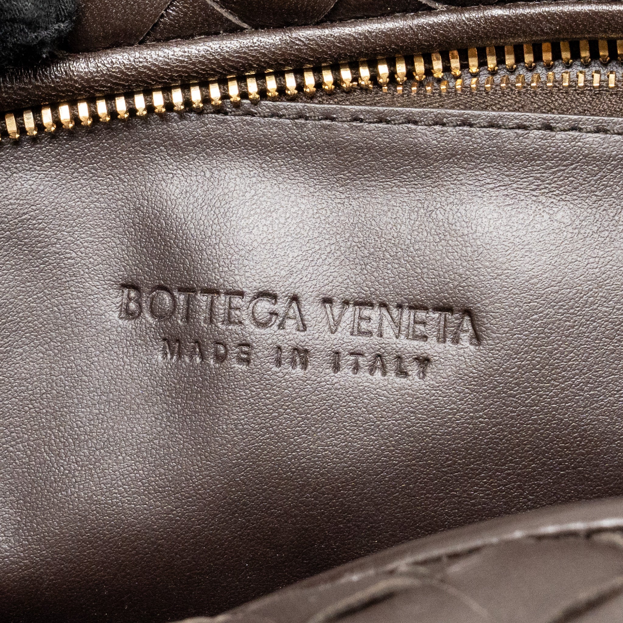 bottega-veneta-classic-jodie-intrecciato-leather-fondant-ghw