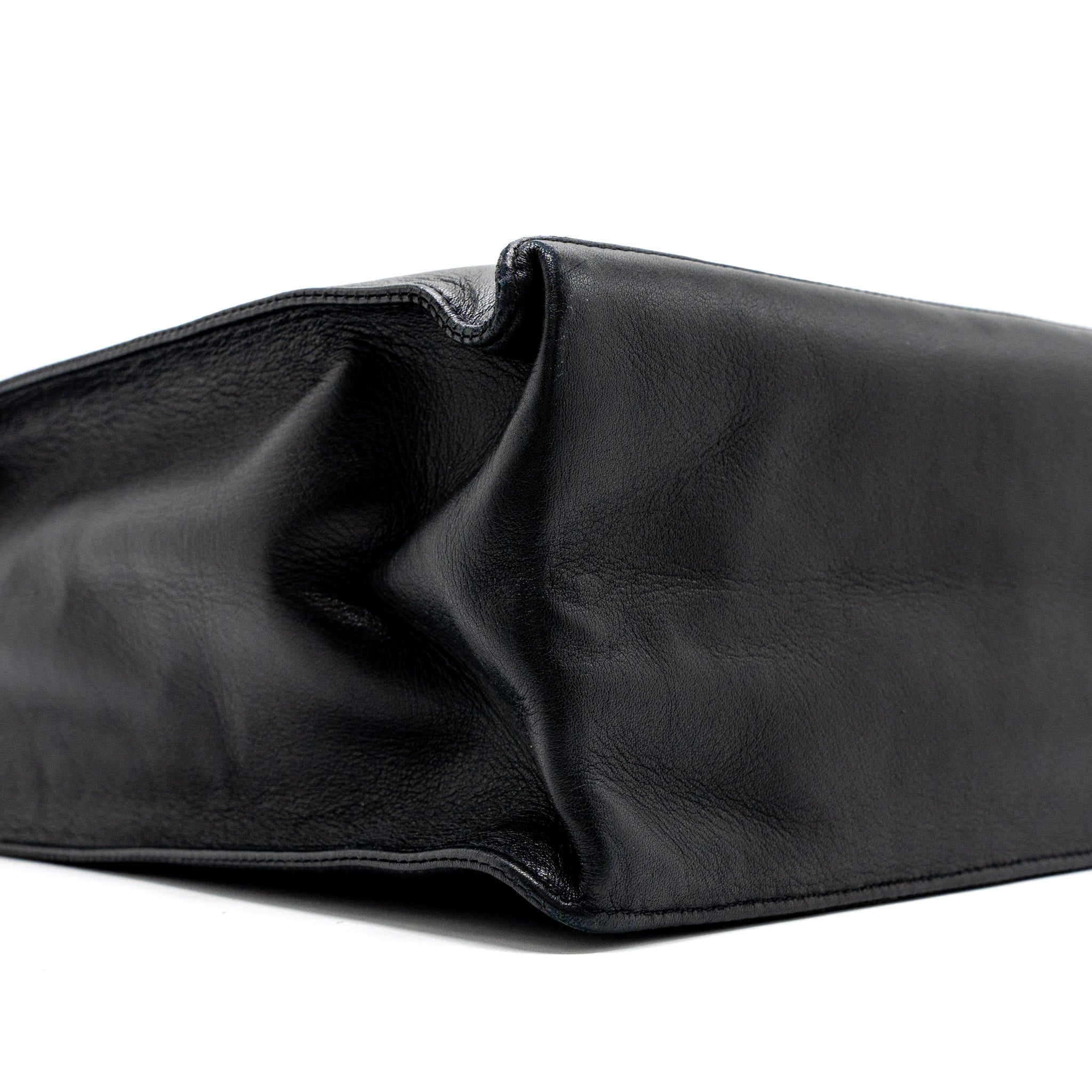 chanel-vintage-tote-bag-calfskin-black-ghw