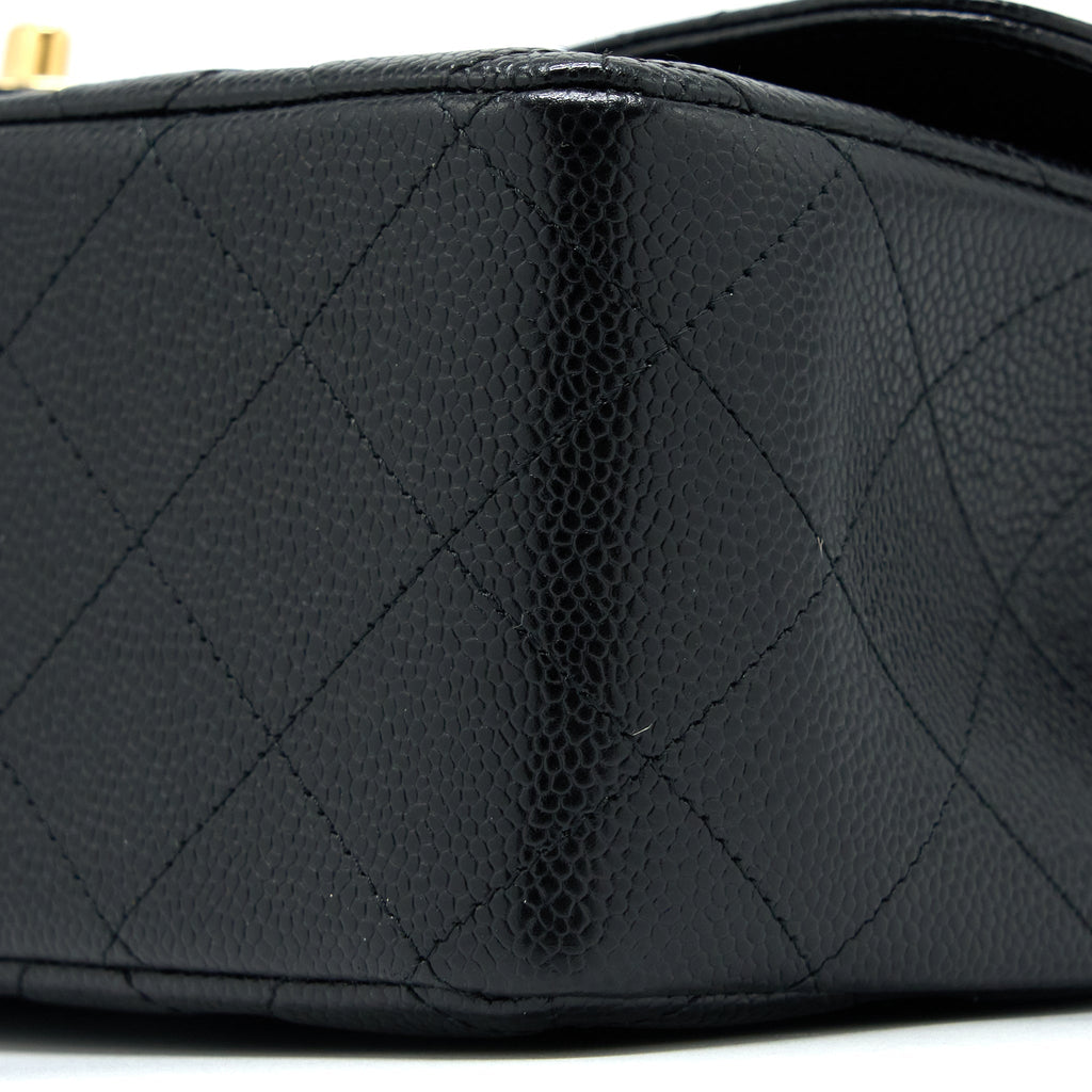 chanel-jumbo-classic-double-flap-bag-caviar-black-ghw-2