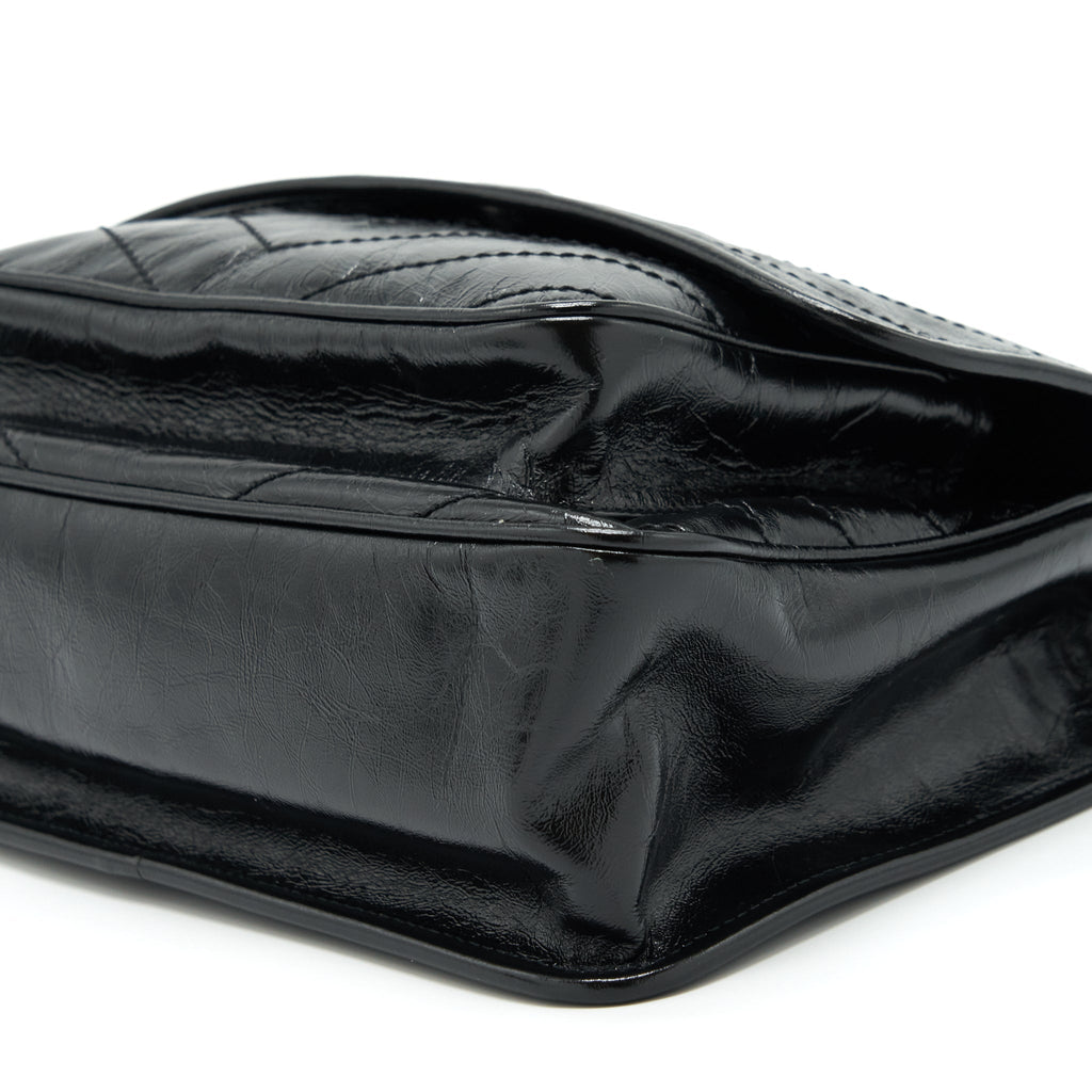 saint-laurent-ysl-medium-niki-bag-calfskin-black-shw