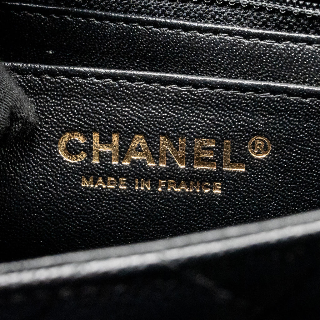 chanel-mini-square-flap-bag-shiny-grained-calfskin-black-lghw