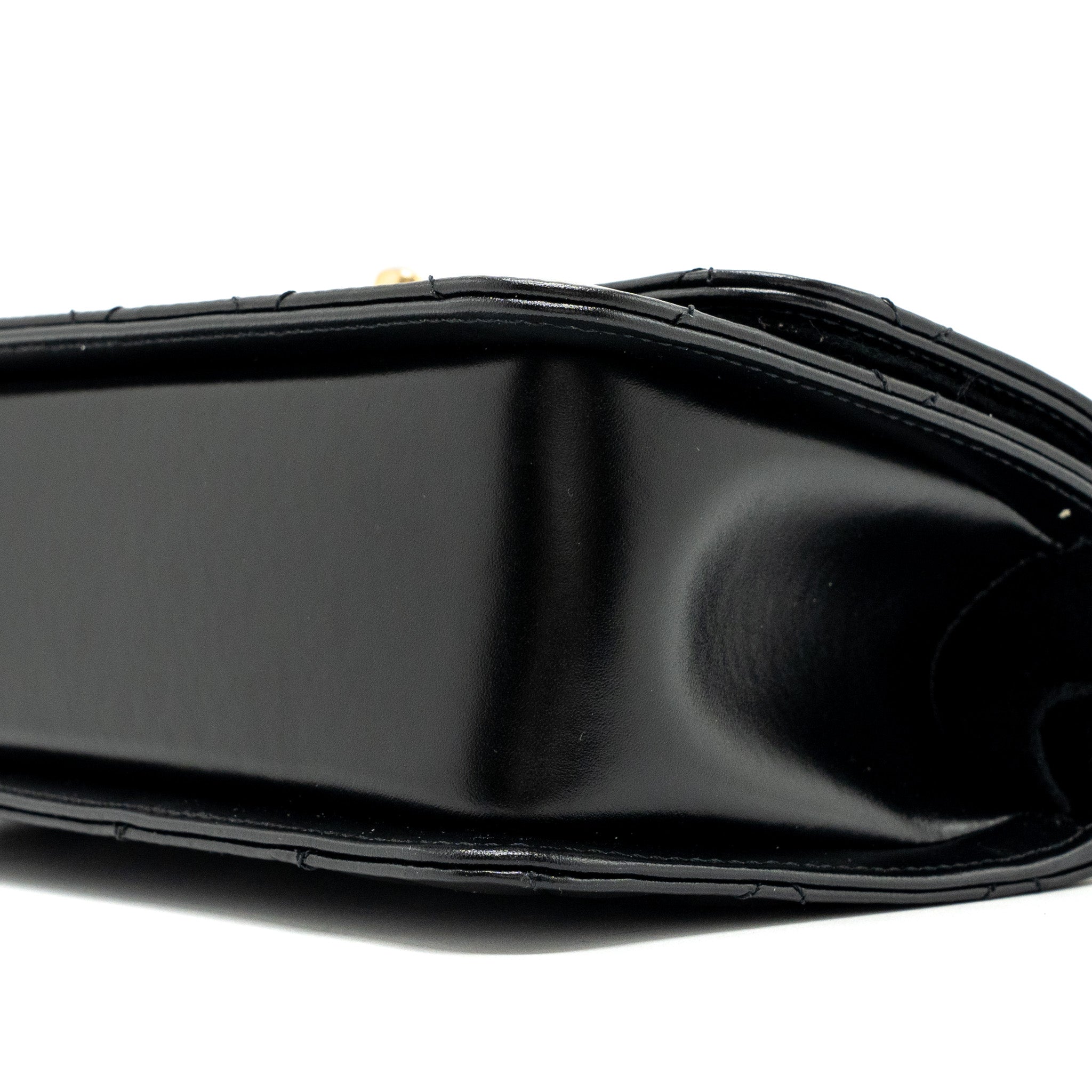 chanel-24c-gold-crush-mini-flap-bag-calfskin-black-ghw-microchip