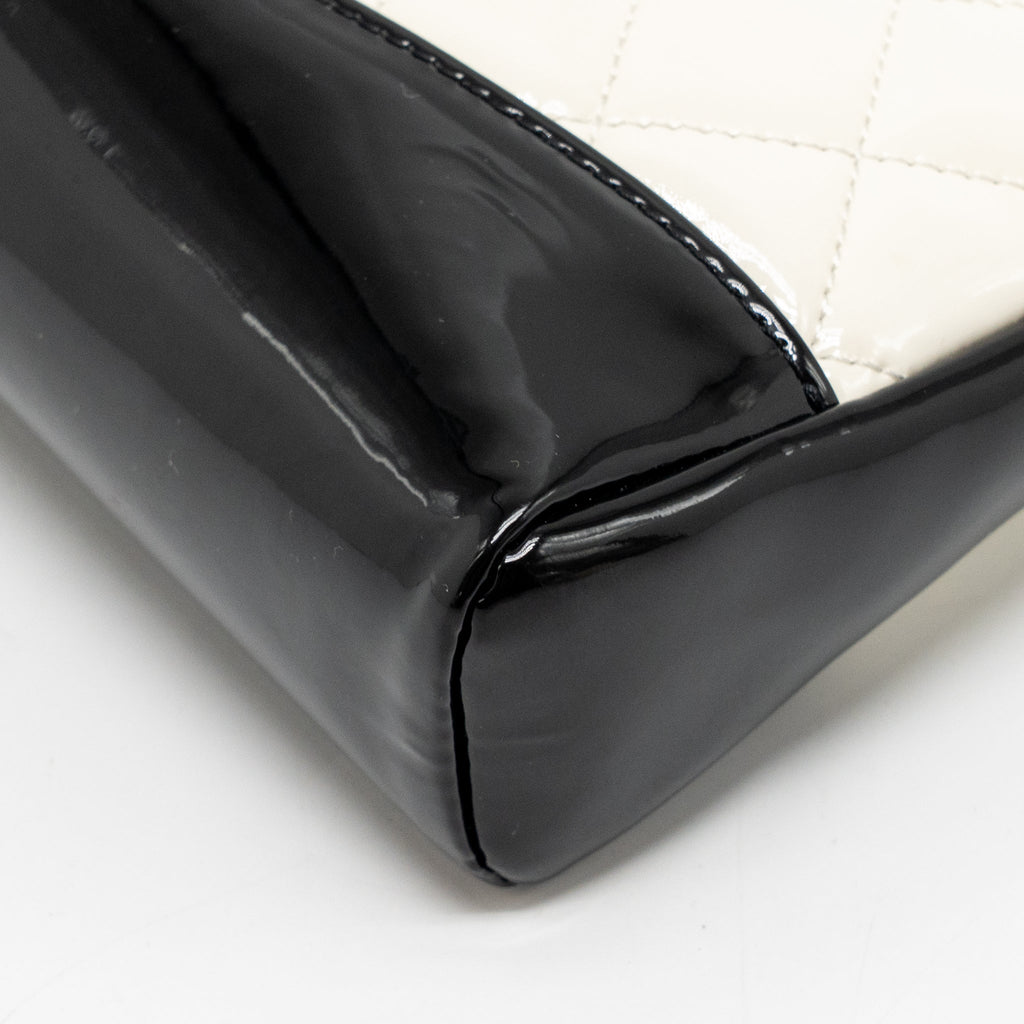 chanel-mini-31-bag-patent-black-white-lghw-microchip-1