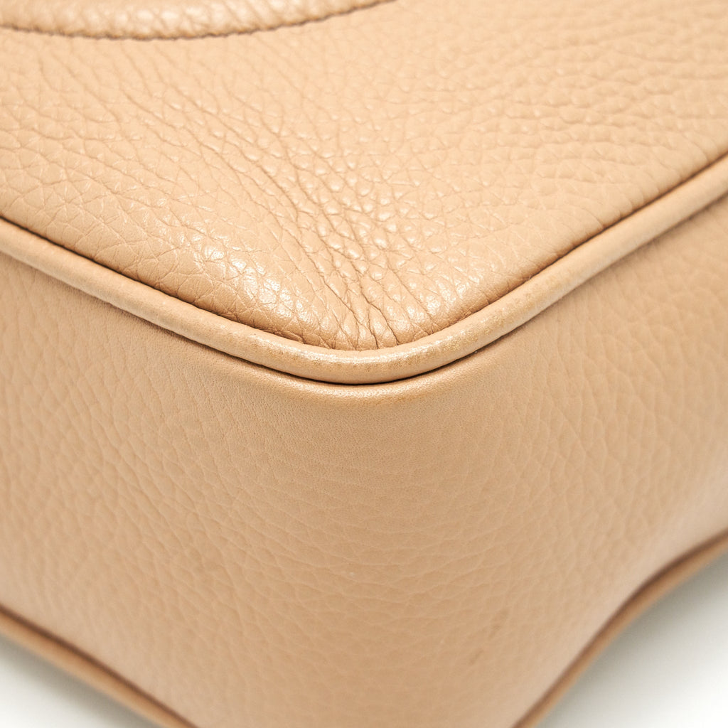 gucci-disco-camera-bag-in-beige