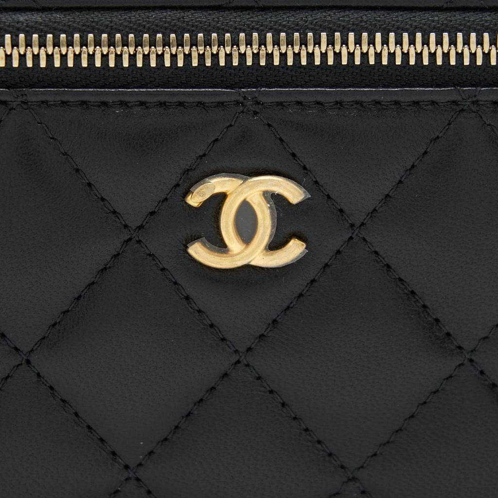 chanel-22s-pearl-crush-long-vanity-with-chain-lambskin-black-ghw-2