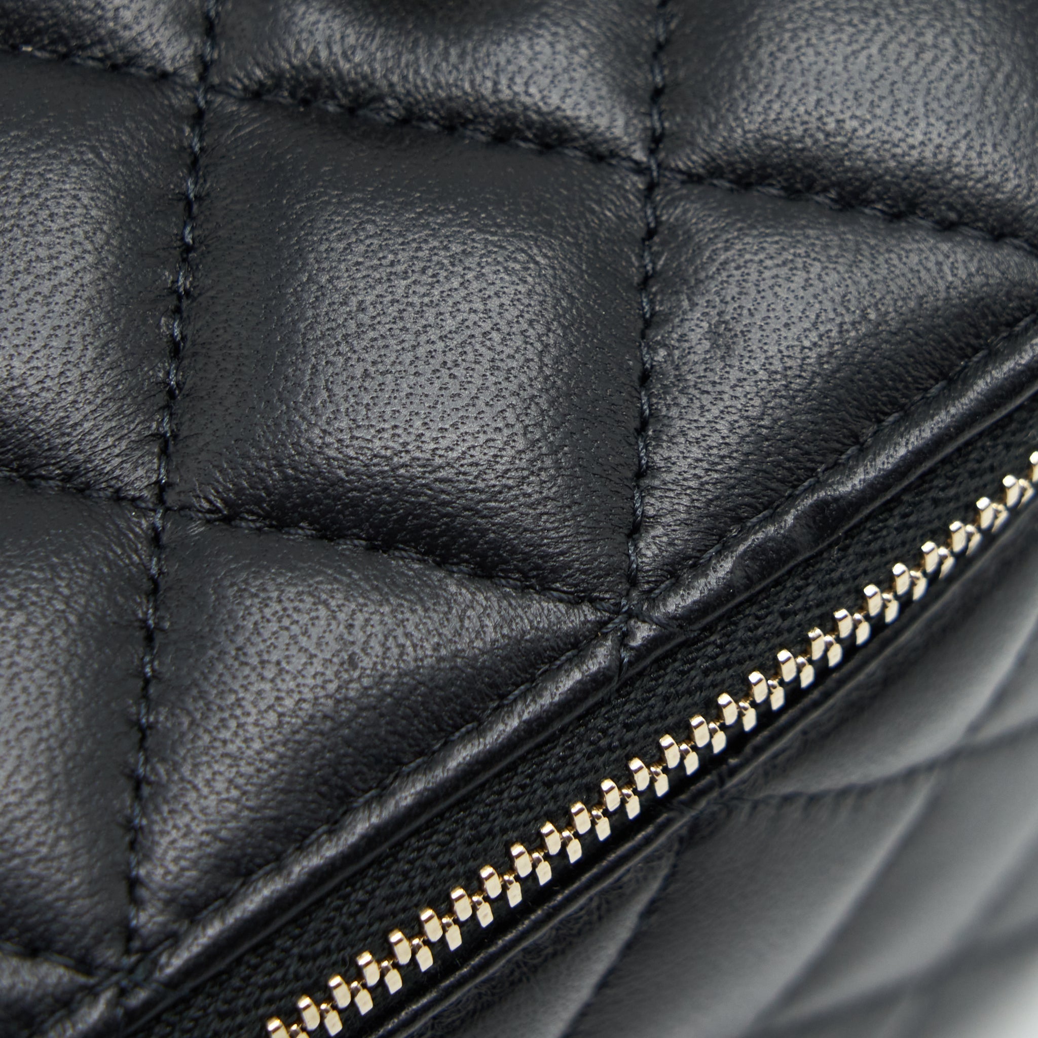 chanel-22s-pearl-crush-long-vanity-with-chain-lambskin-black-ghw-2