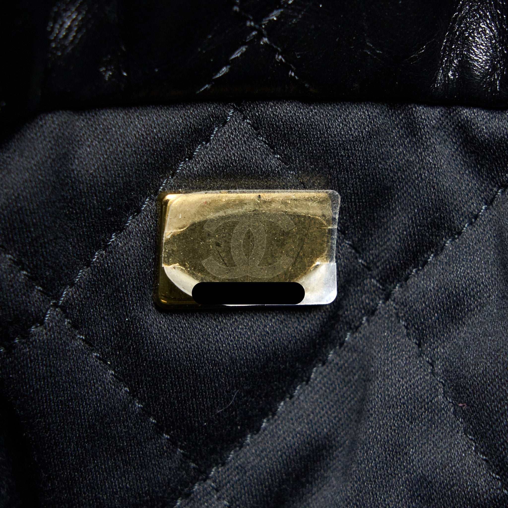 chanel-medium-22-bag-shiny-calfskin-black-brushed-ghw-microchip