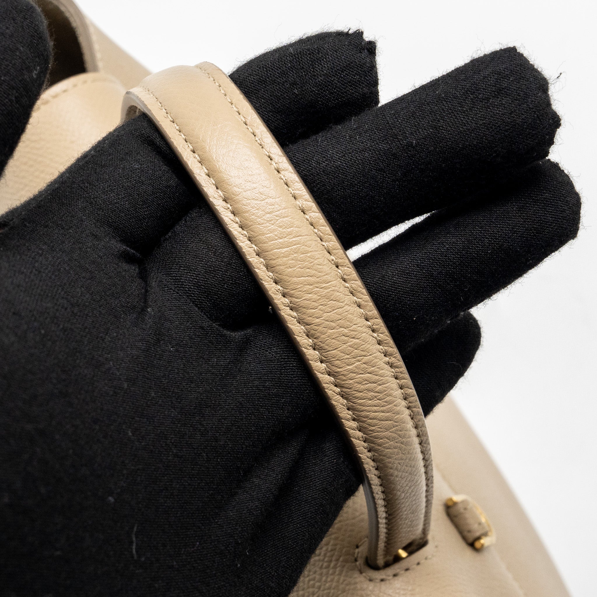 celine-nano-belt-bag-aged-calfskin-light-beige-ghw