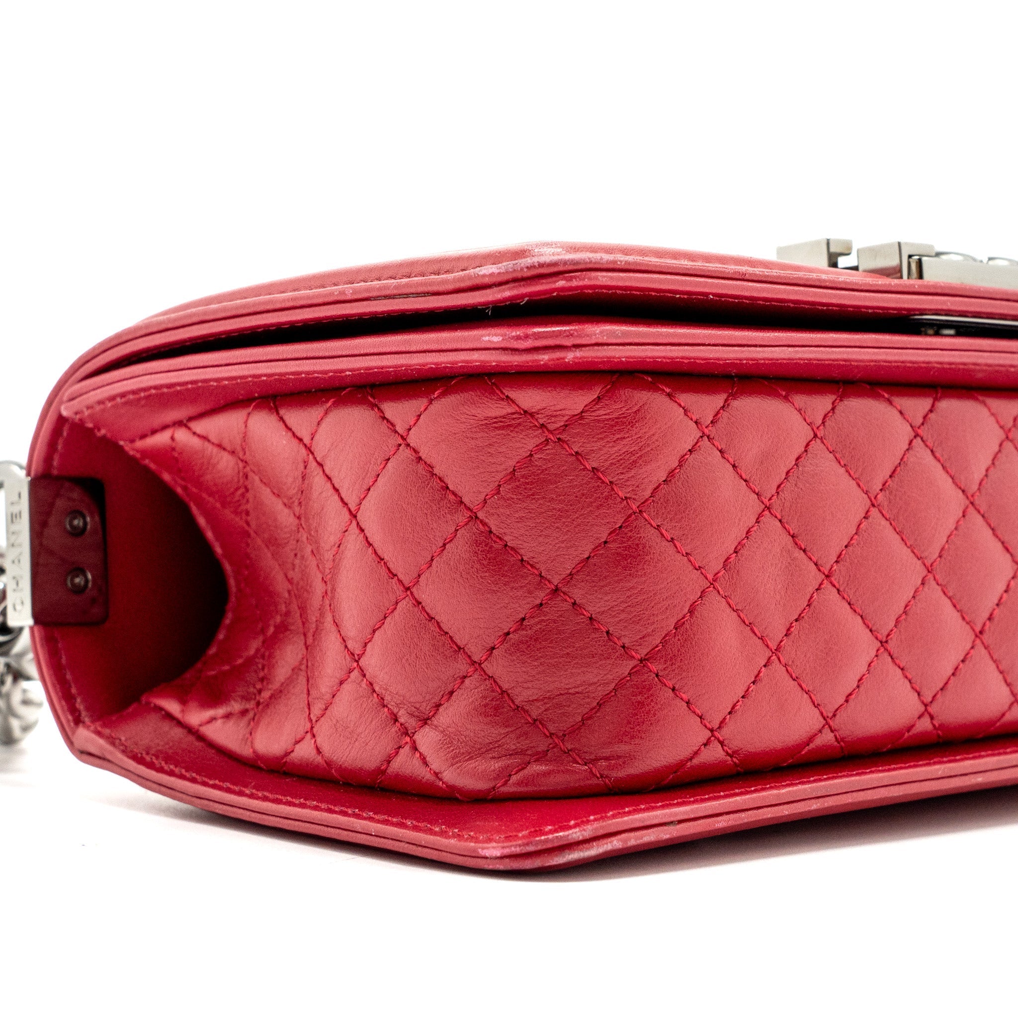 chanel-small-boy-bag-calfskin-red-shw