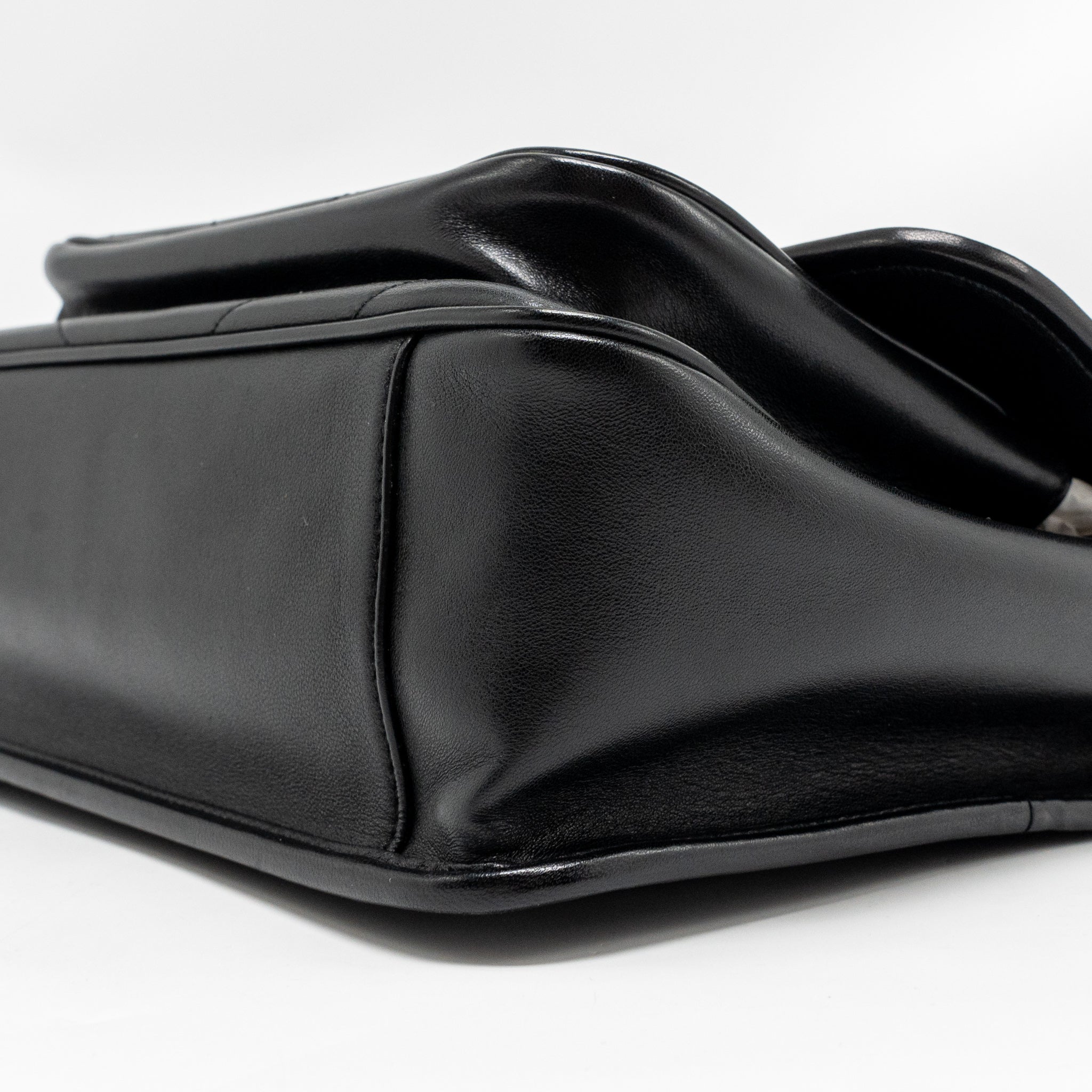saint-laurent-medium-niki-bag-lambskin-black-ghw-1