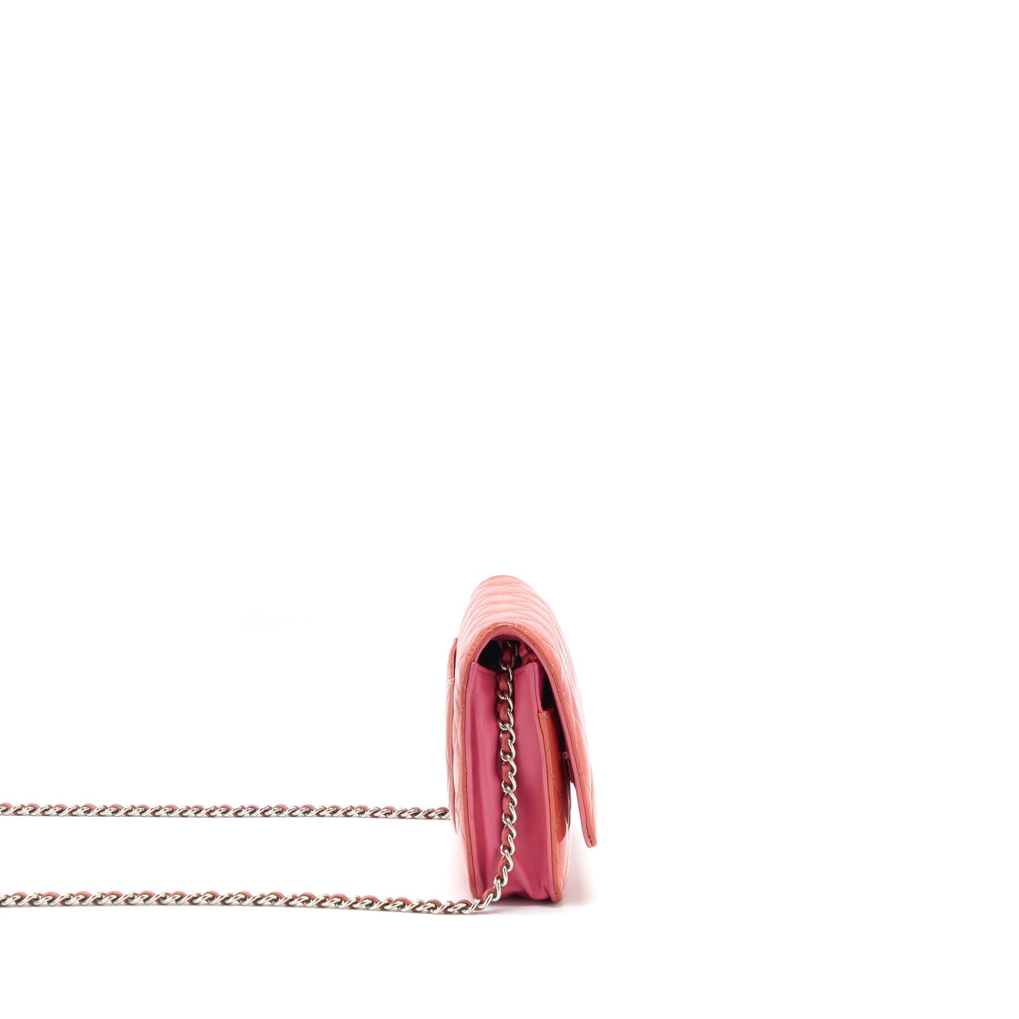 chanel-wallet-on-chains-red-patent-shw