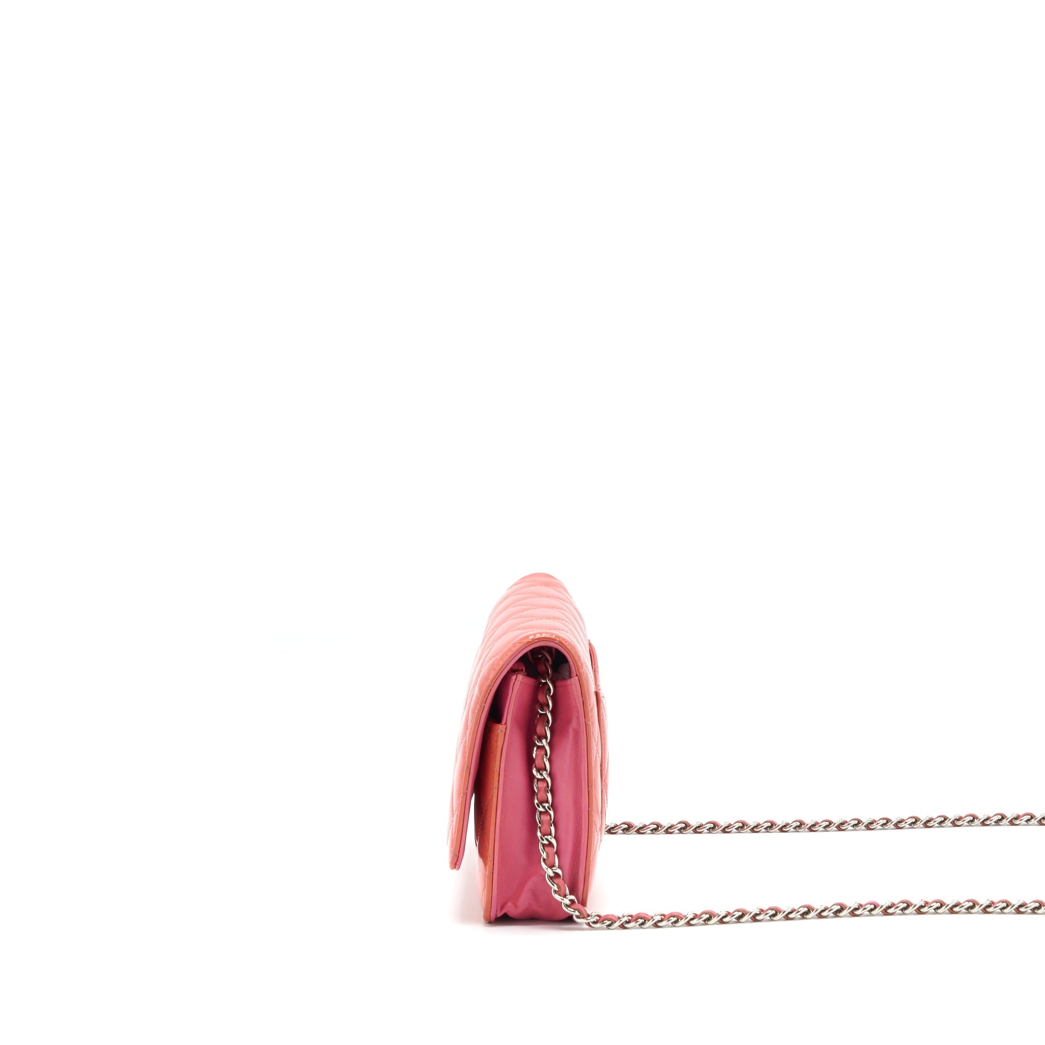 chanel-wallet-on-chains-red-patent-shw