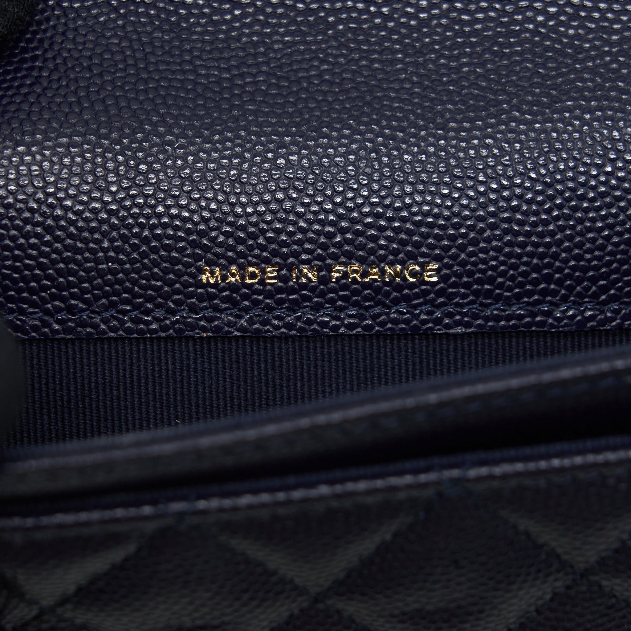chanel-classic-flap-card-holder-caviar-navy-lghw
