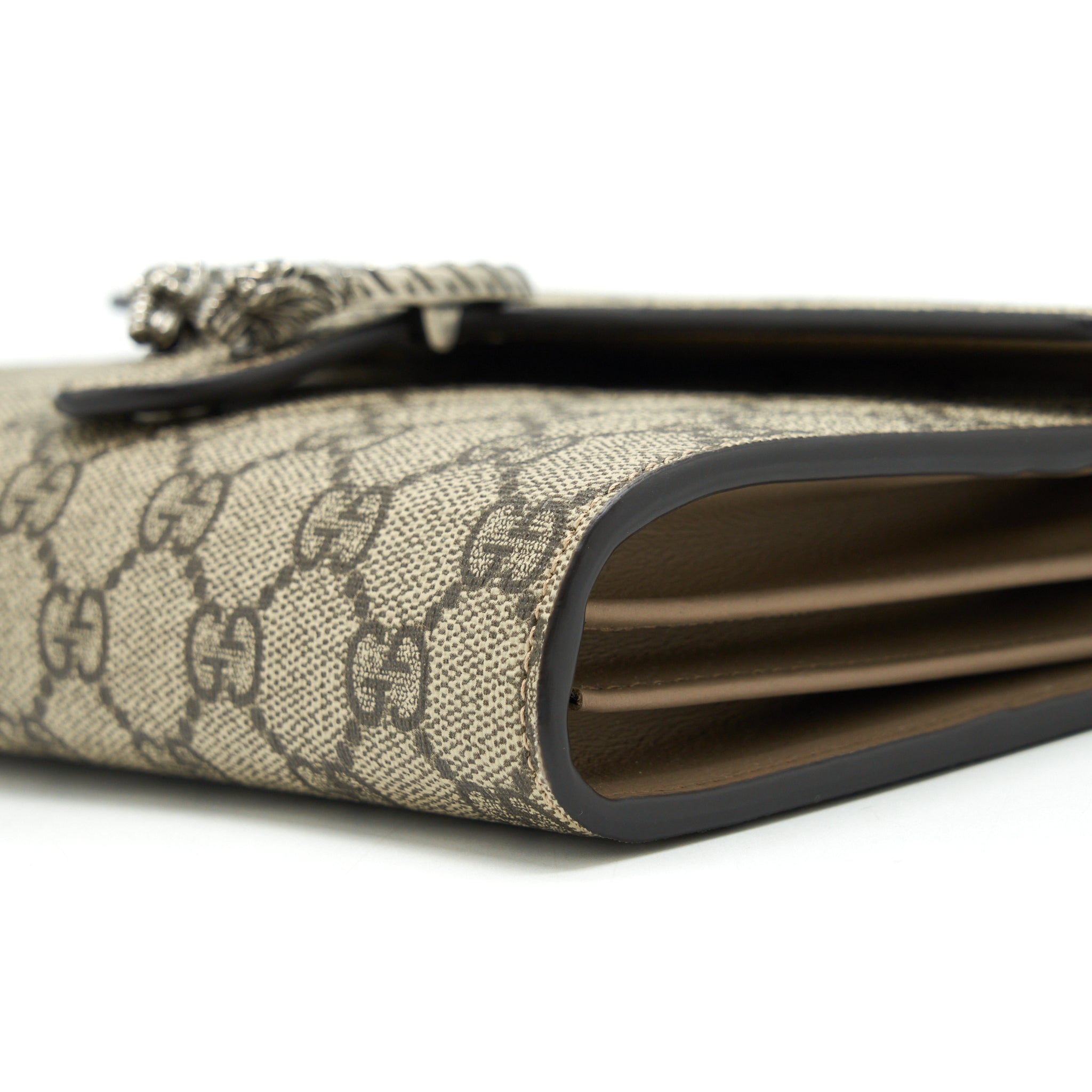 gucci-dionysus-chain-wallet-beige-gg-supreme-canvas-and-leather-shw