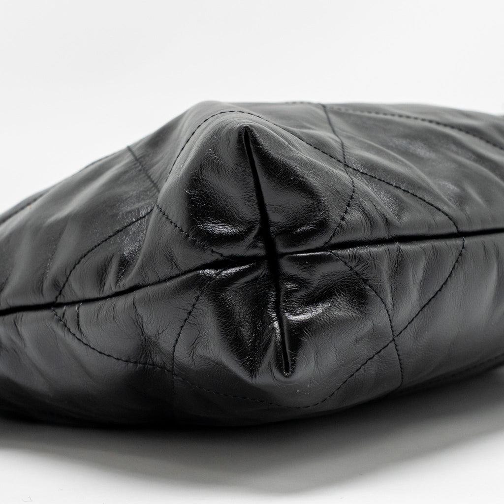chanel-small-22-shiny-calfskin-black-shw-microchip
