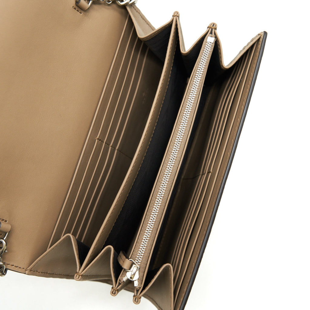 gucci-dionysus-chain-wallet-beige-gg-supreme-canvas-and-leather-shw