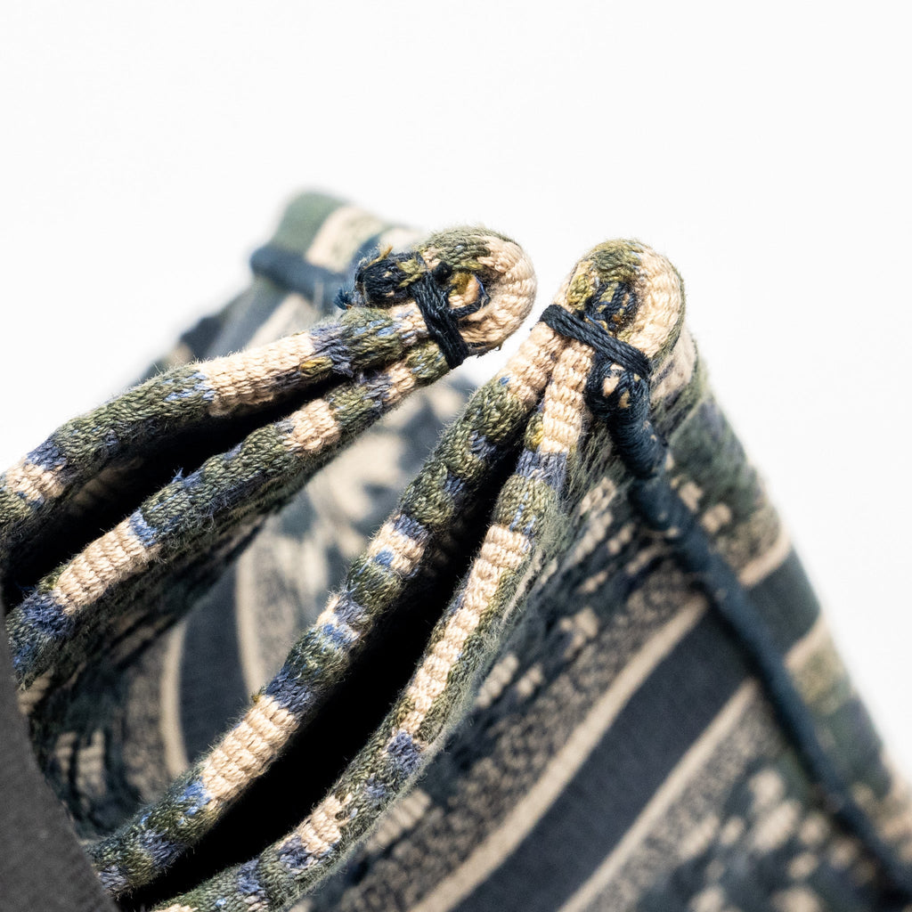 dior-medium-book-tote-dior-oblique-embroidery-blue-1