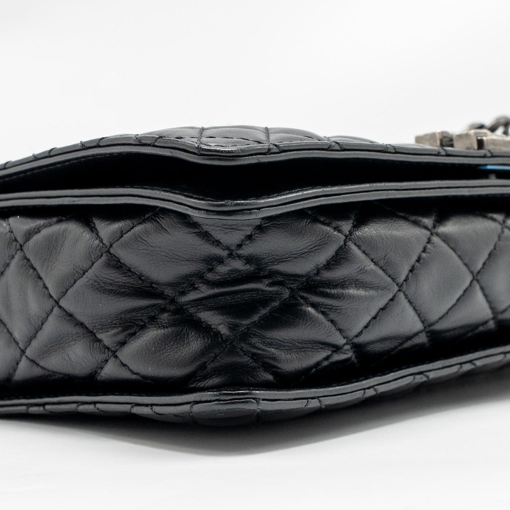 chanel-boy-bag-black-1