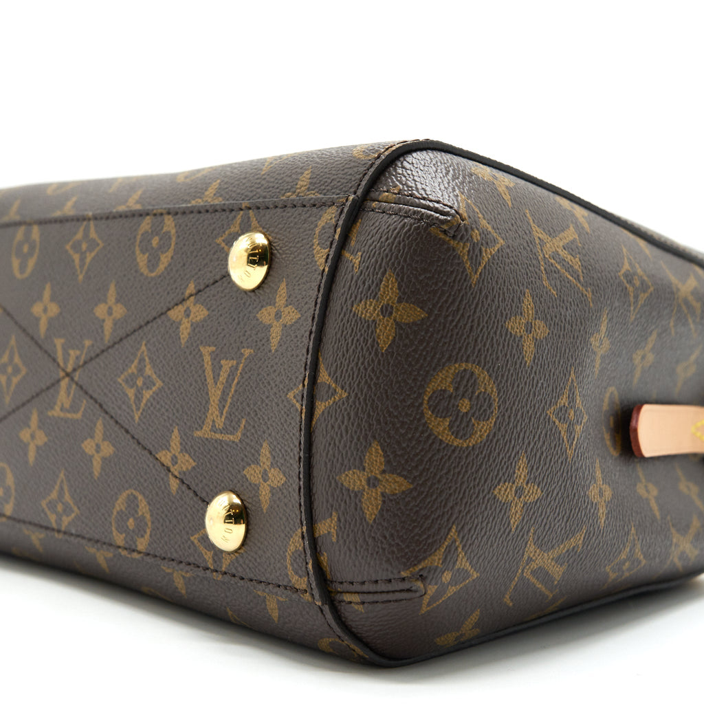louis-vuitton-montaigne-bb-monogram-canvas