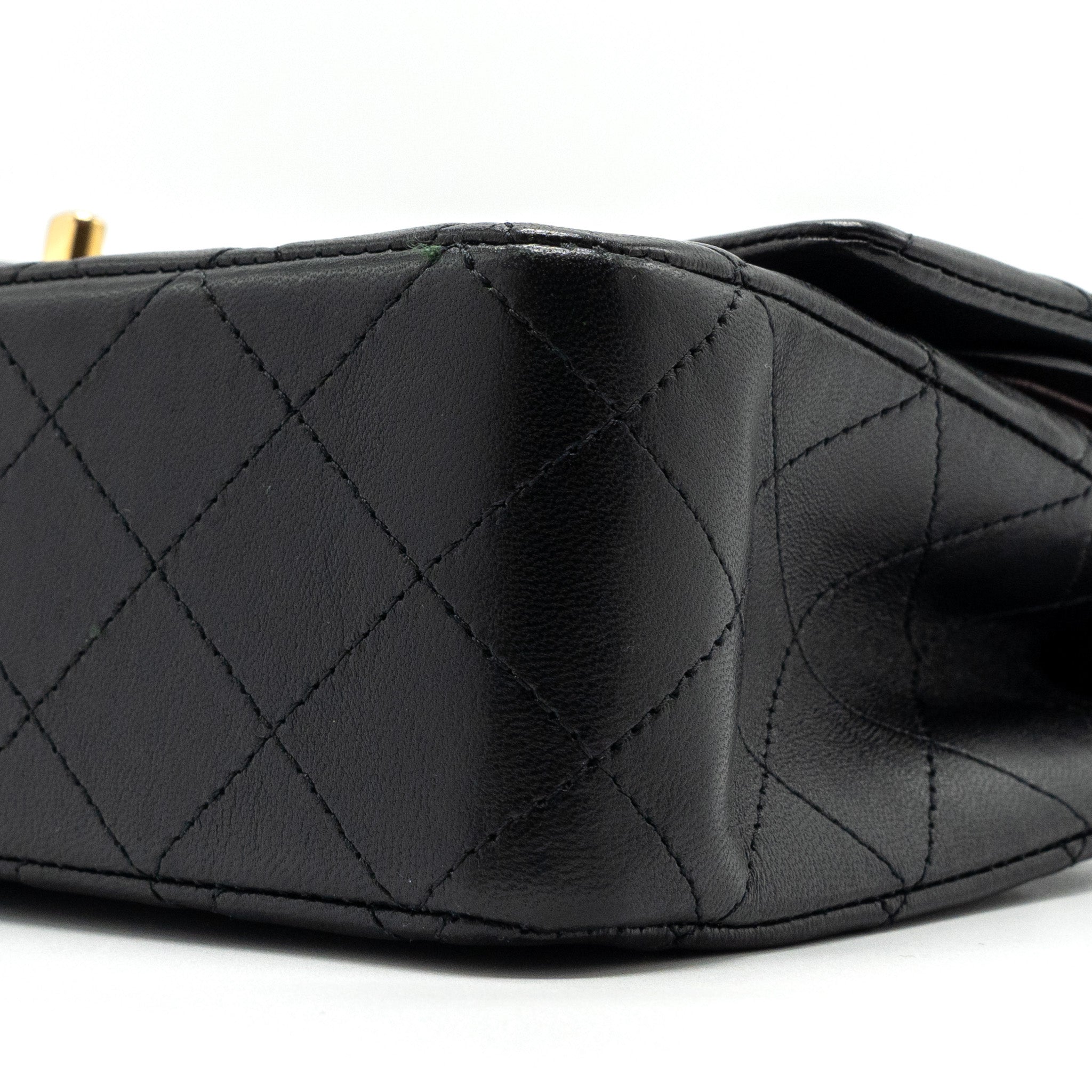 chanel-medium-classic-double-flap-bag-lambskin-black-ghw-3