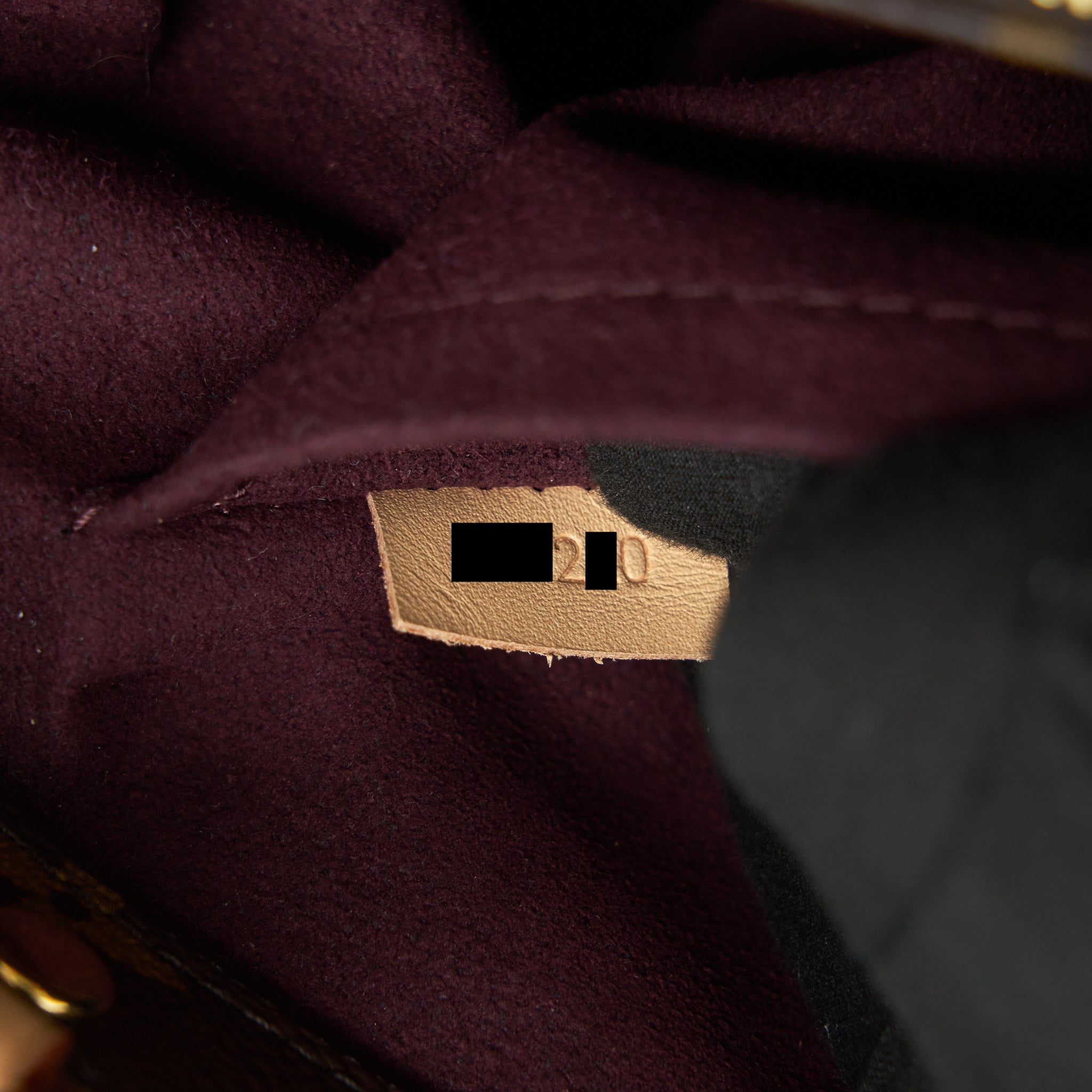 louis-vuitton-montaigne-bb-monogram-canvas