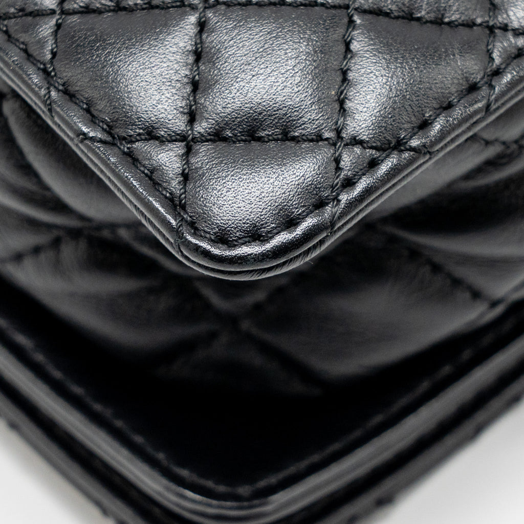 chanel-boy-bag-black-1