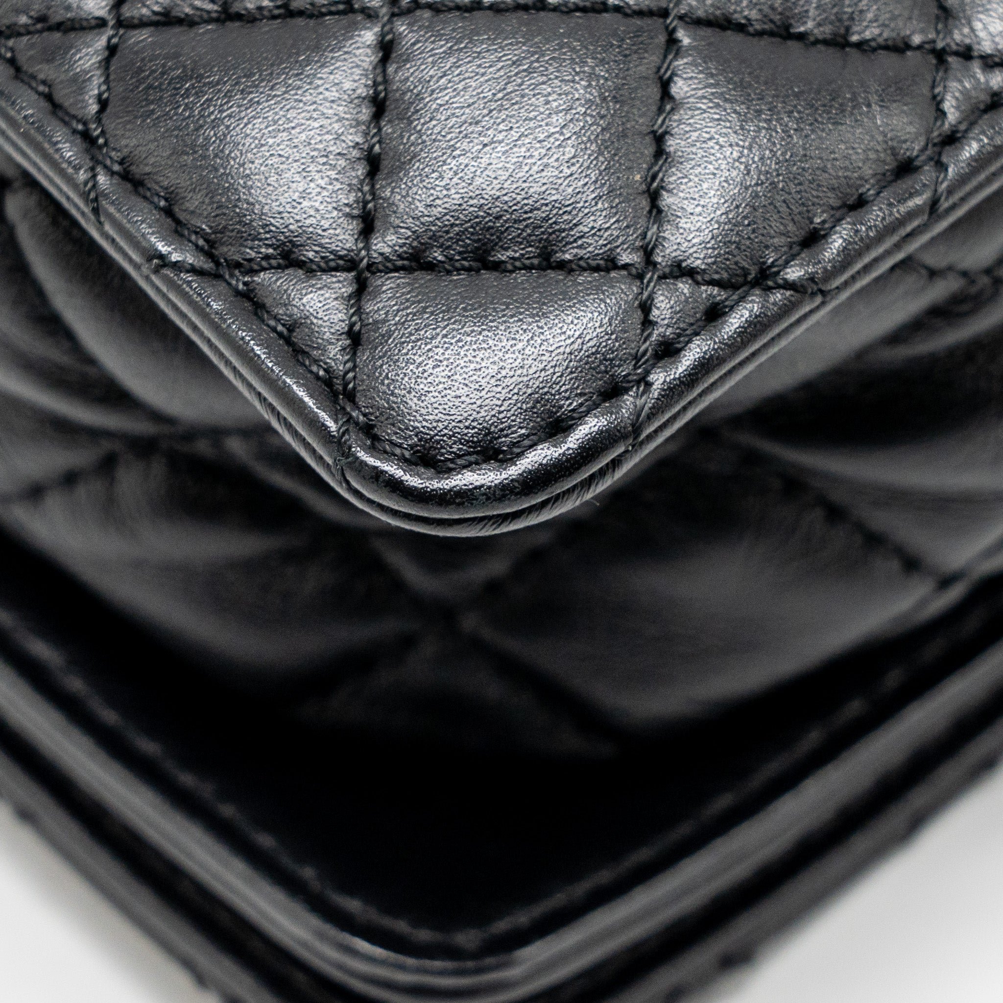 chanel-boy-bag-black-1