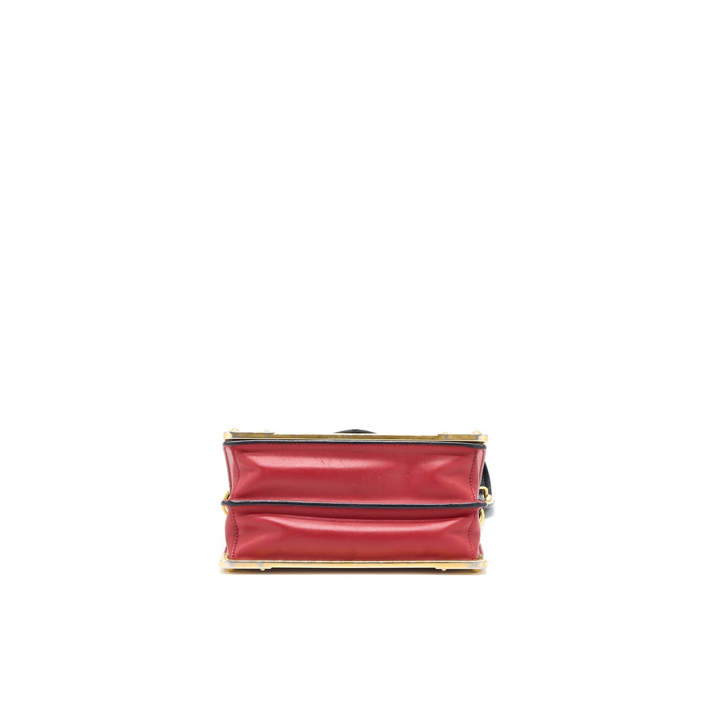 prada-cashier-bag-calfskin-red-black-ghw