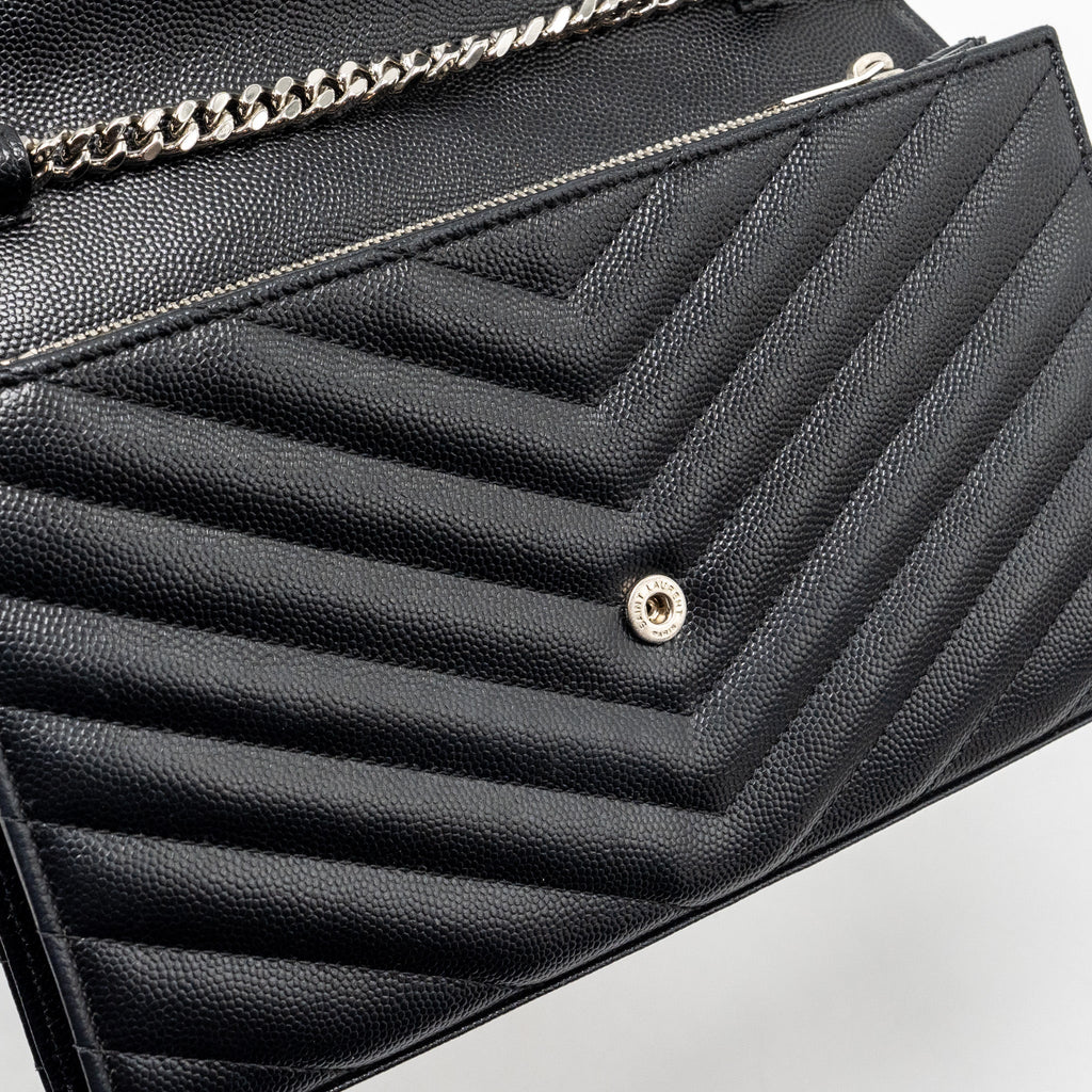 saint-laurent-envelop-chain-bag-grained-calfskin-black-shw