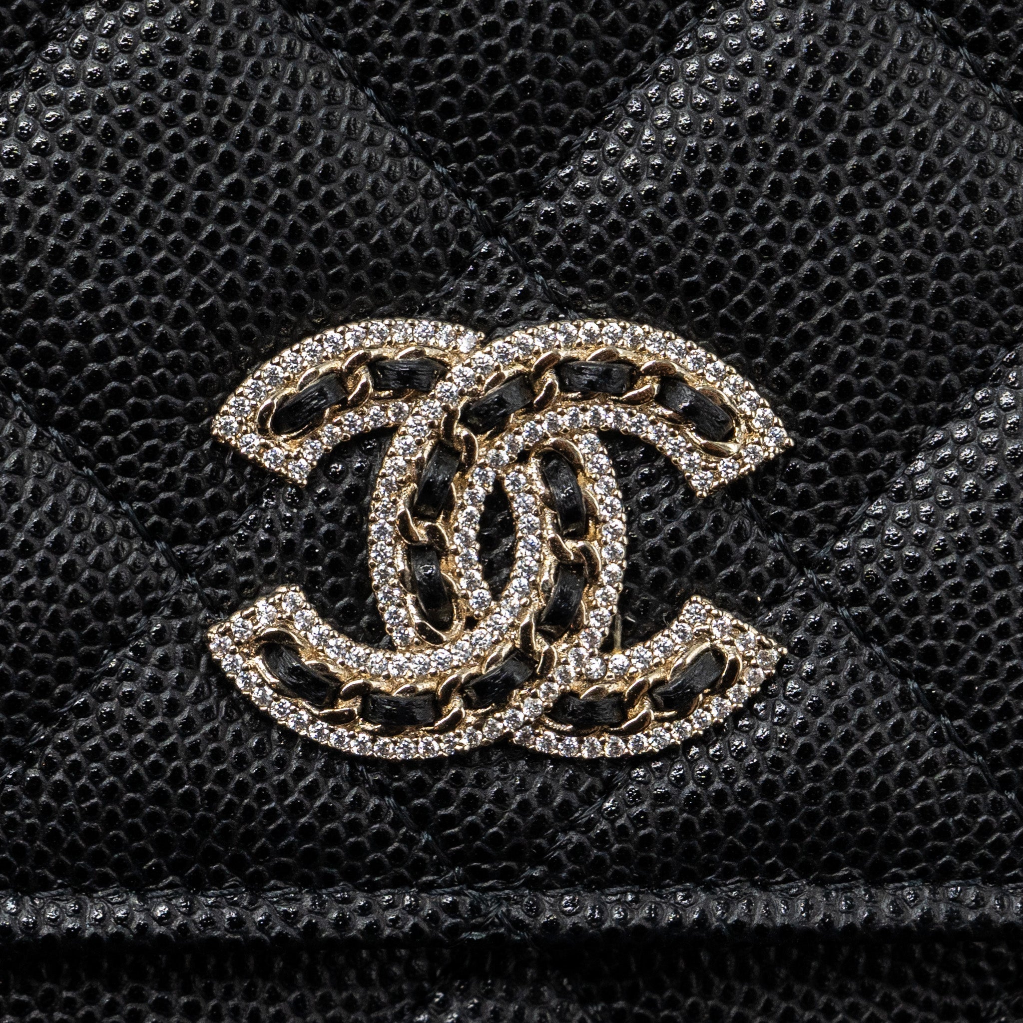 chanel-detailed-logo-wallet-on-chain-black-caviar-lghw-microchip