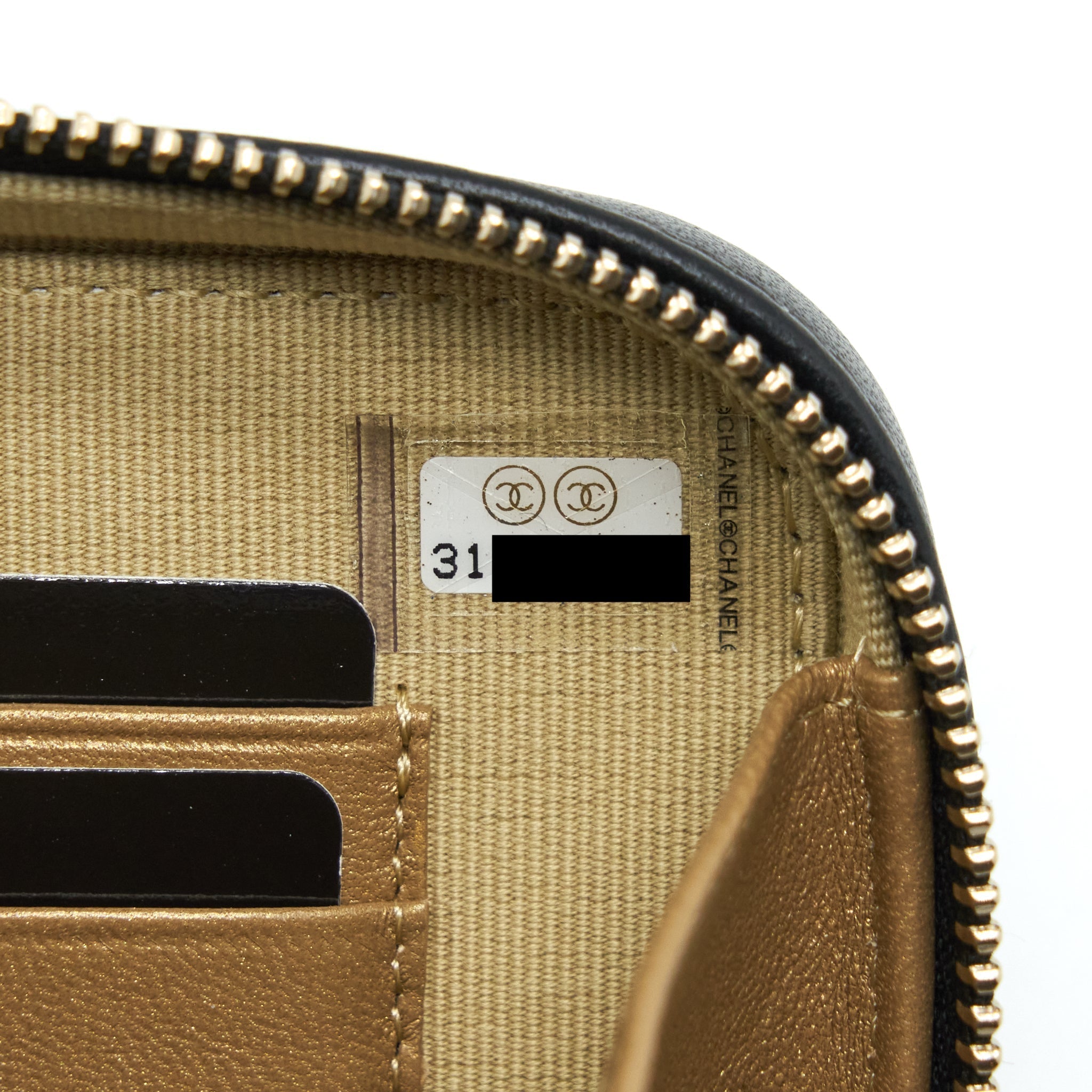 chanel-pearl-crush-camera-bag-lambskin-black-ghw