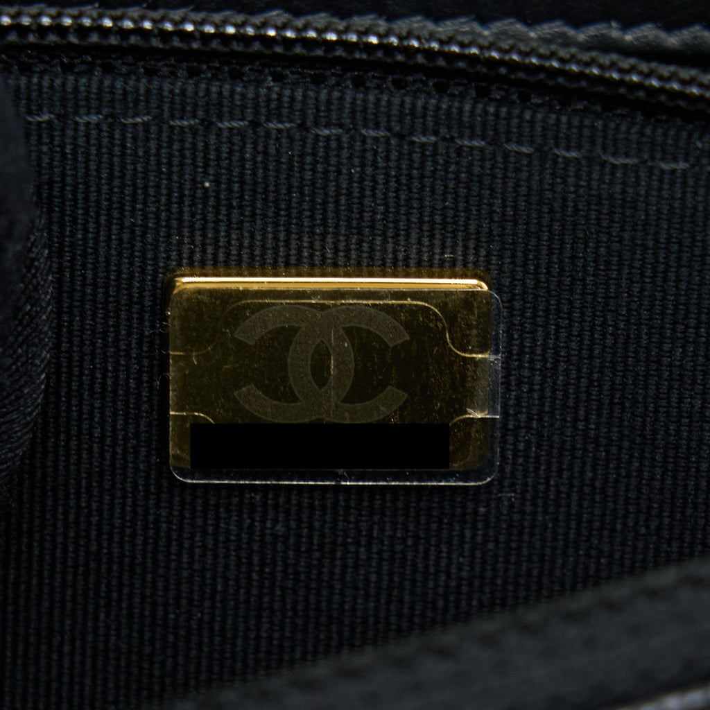 chanel-top-handle-wallet-on-chain-caviar-black-ghw-microchip