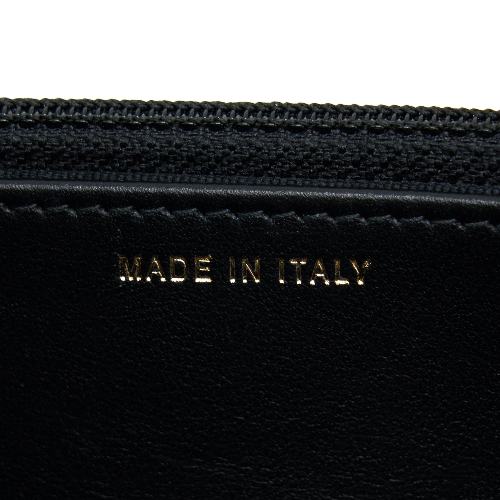 chanel-top-handle-wallet-on-chain-caviar-black-ghw-microchip