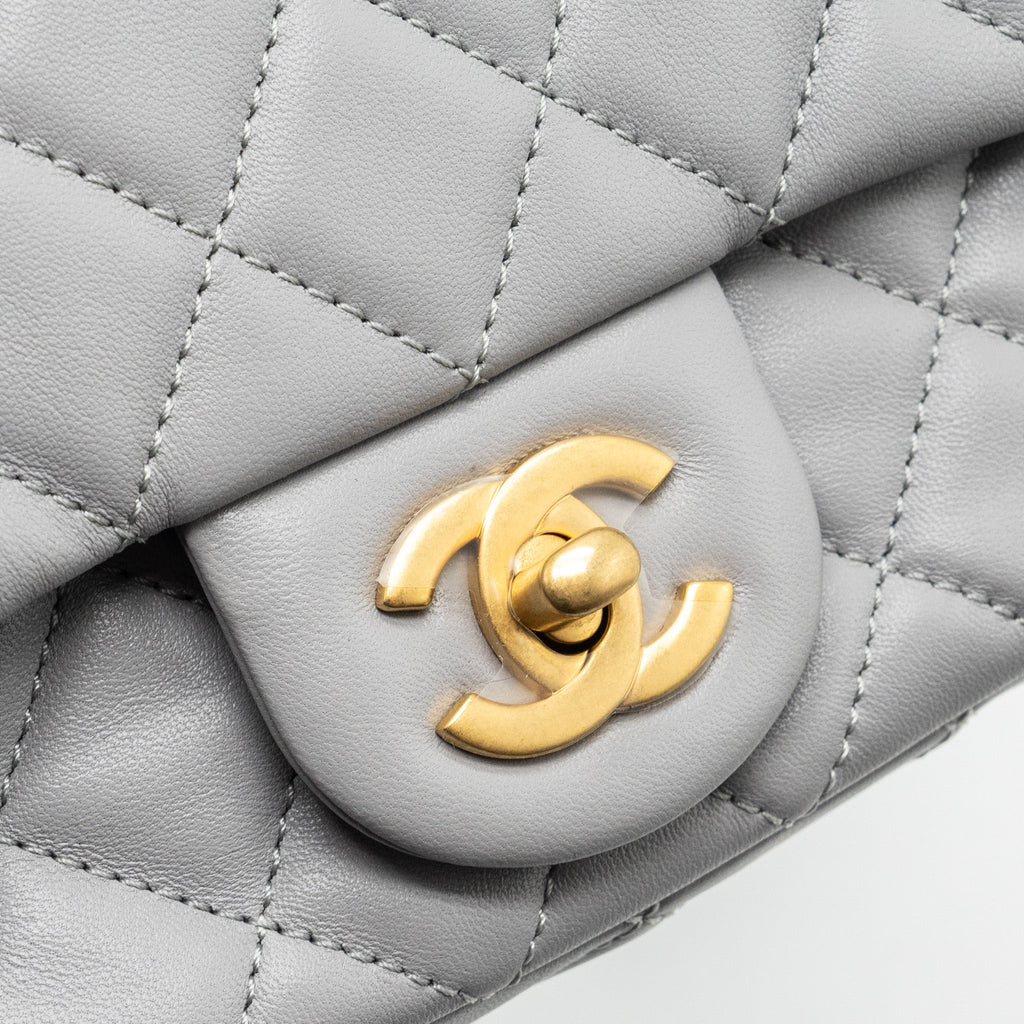chanel-pearl-crush-mini-square-flap-bag-lambskin-light-grey-ghwmicrochip