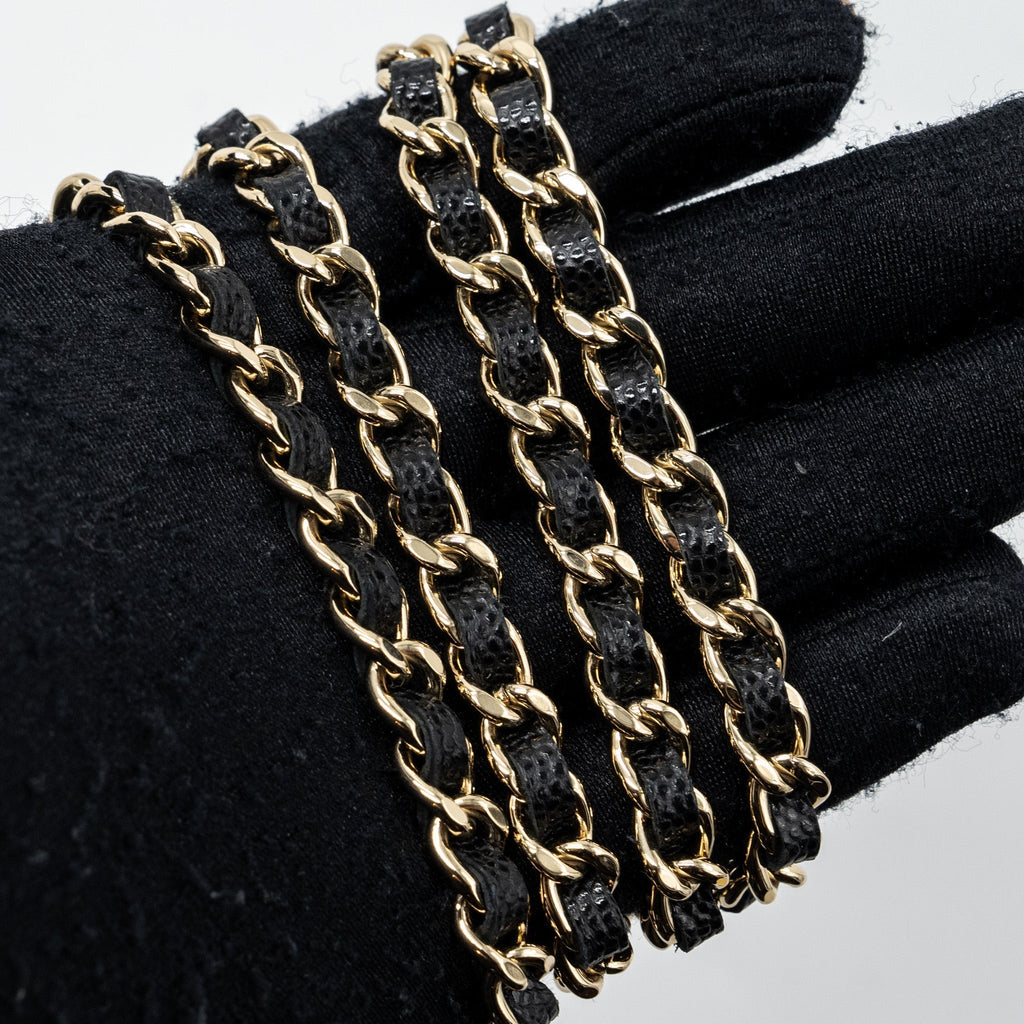 chanel-detailed-logo-wallet-on-chain-black-caviar-lghw-microchip