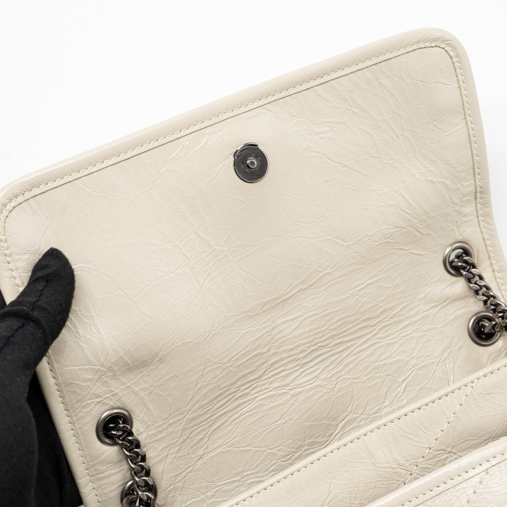saint-laurent-ysl-niki-baby-flap-bag-calfskin-blanc-with-blanc-hardware