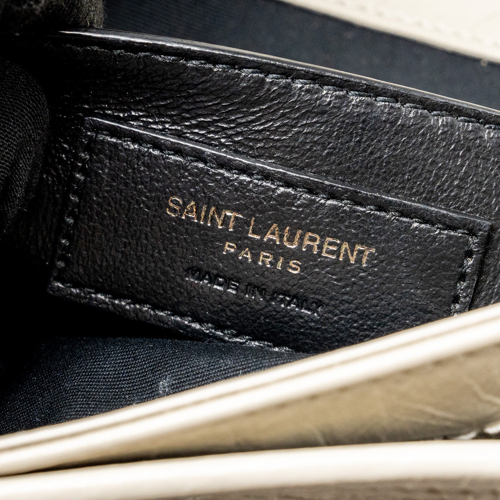saint-laurent-ysl-niki-baby-flap-bag-calfskin-blanc-with-blanc-hardware