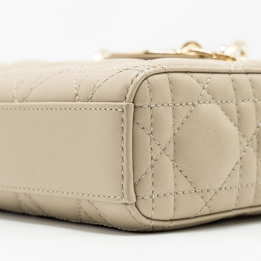 dior-medium-lady-d-joy-bag-lambskin-beige-lghw