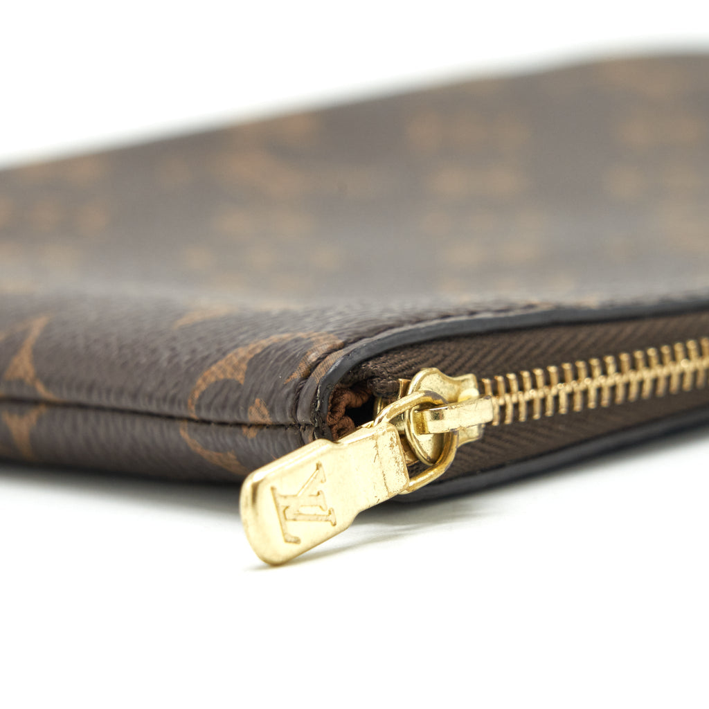 louis-vuitton-etui-voyage-pm-pouch-monogram-canvas-ghw