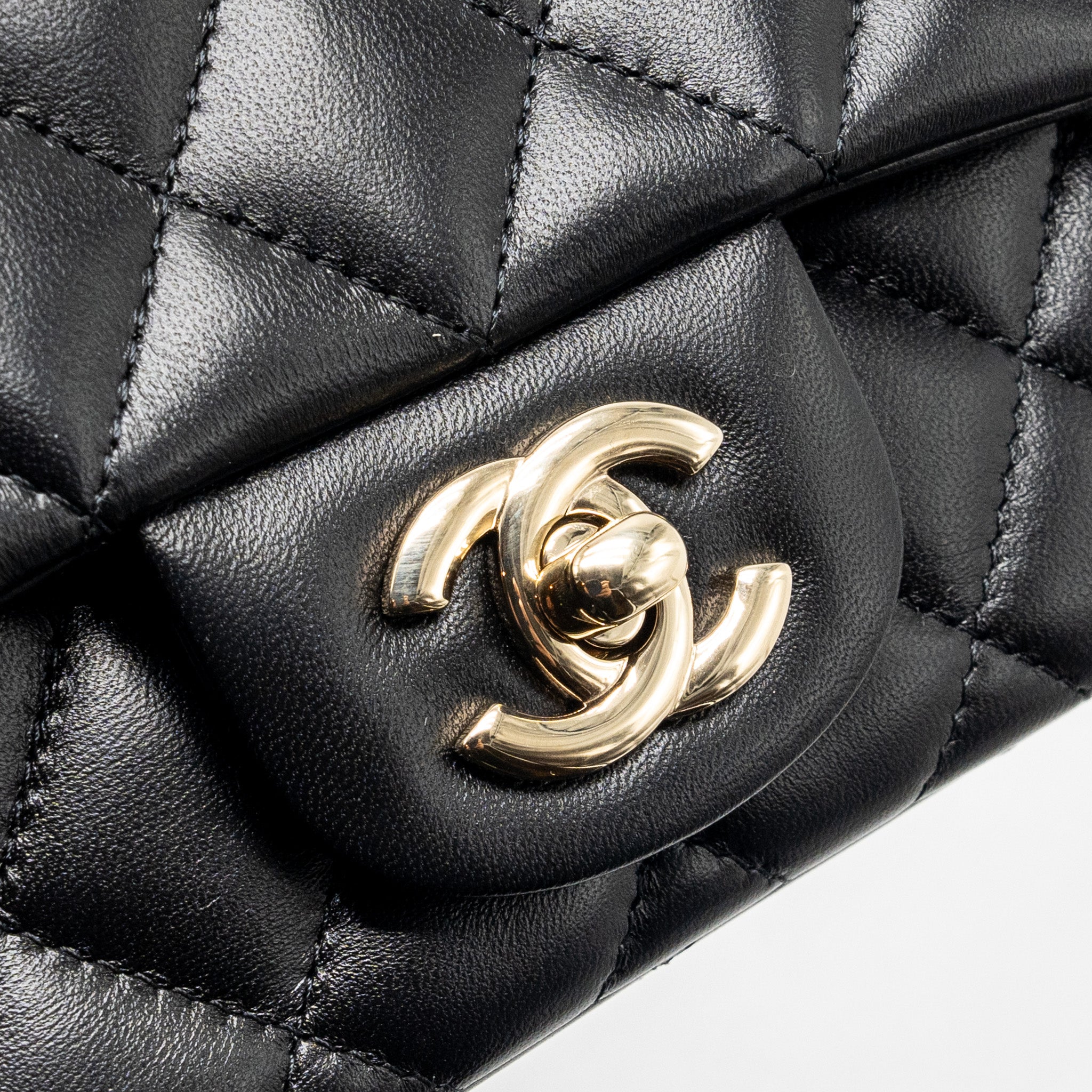 chanel-mini-square-flap-bag-lambskin-black-lghwmicrochip-1