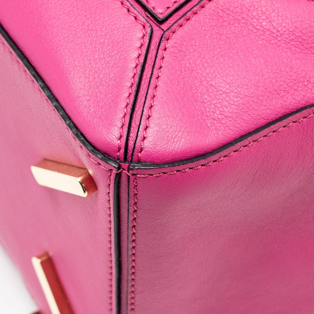 loewe-medium-puzzle-bag-calfskin-fuchsia-ghw