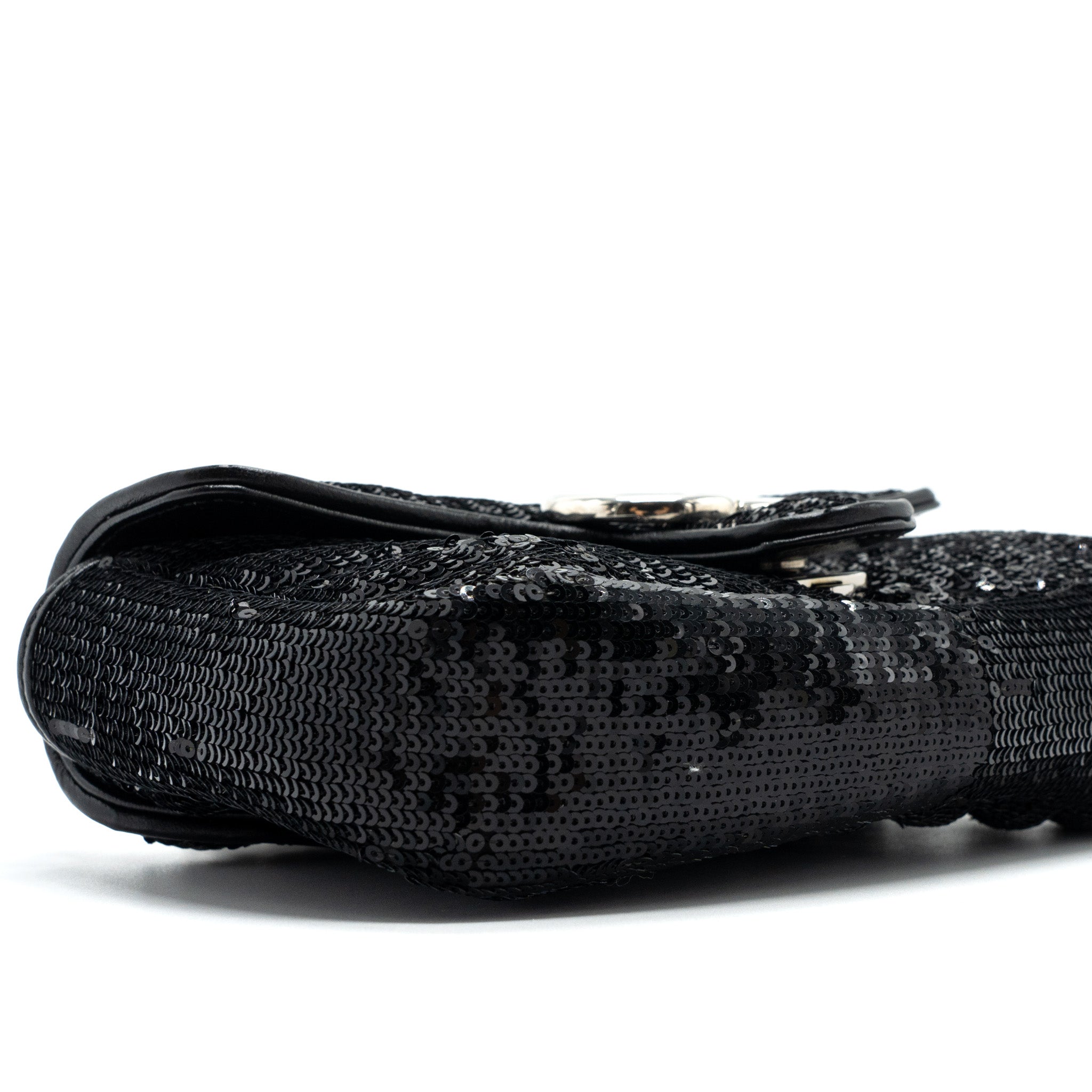 gucci-mini-gg-marmont-matelasse-bag-sequin-black-shw