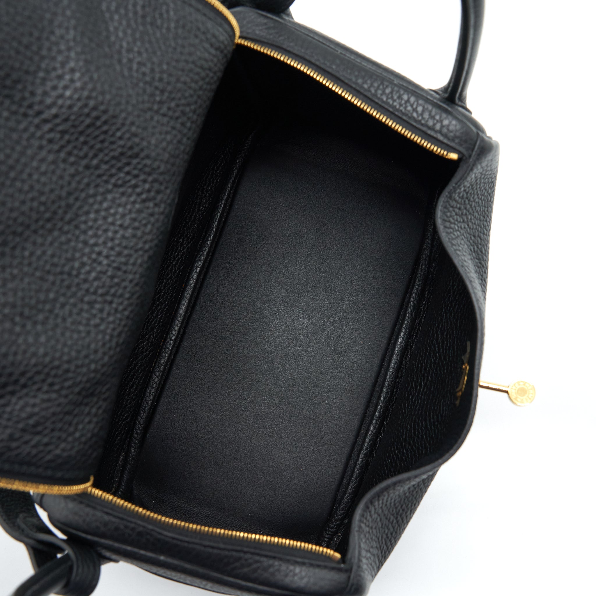 hermes-lindy-26-clemence-black-ghw-stamp-z