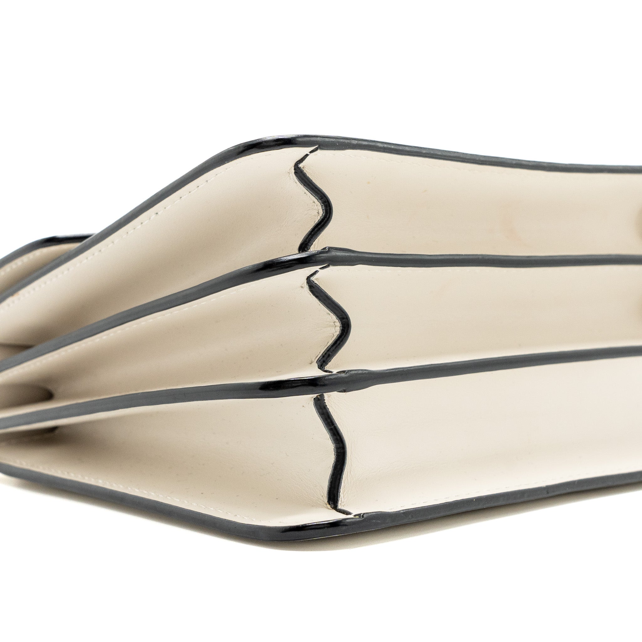 bvlgari-top-handle-serpenti-bag-calfskin-white-lghw